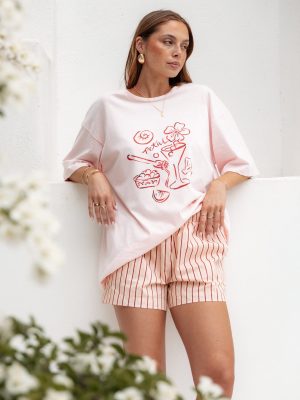 Loa Graphic Tee - Pink/Red