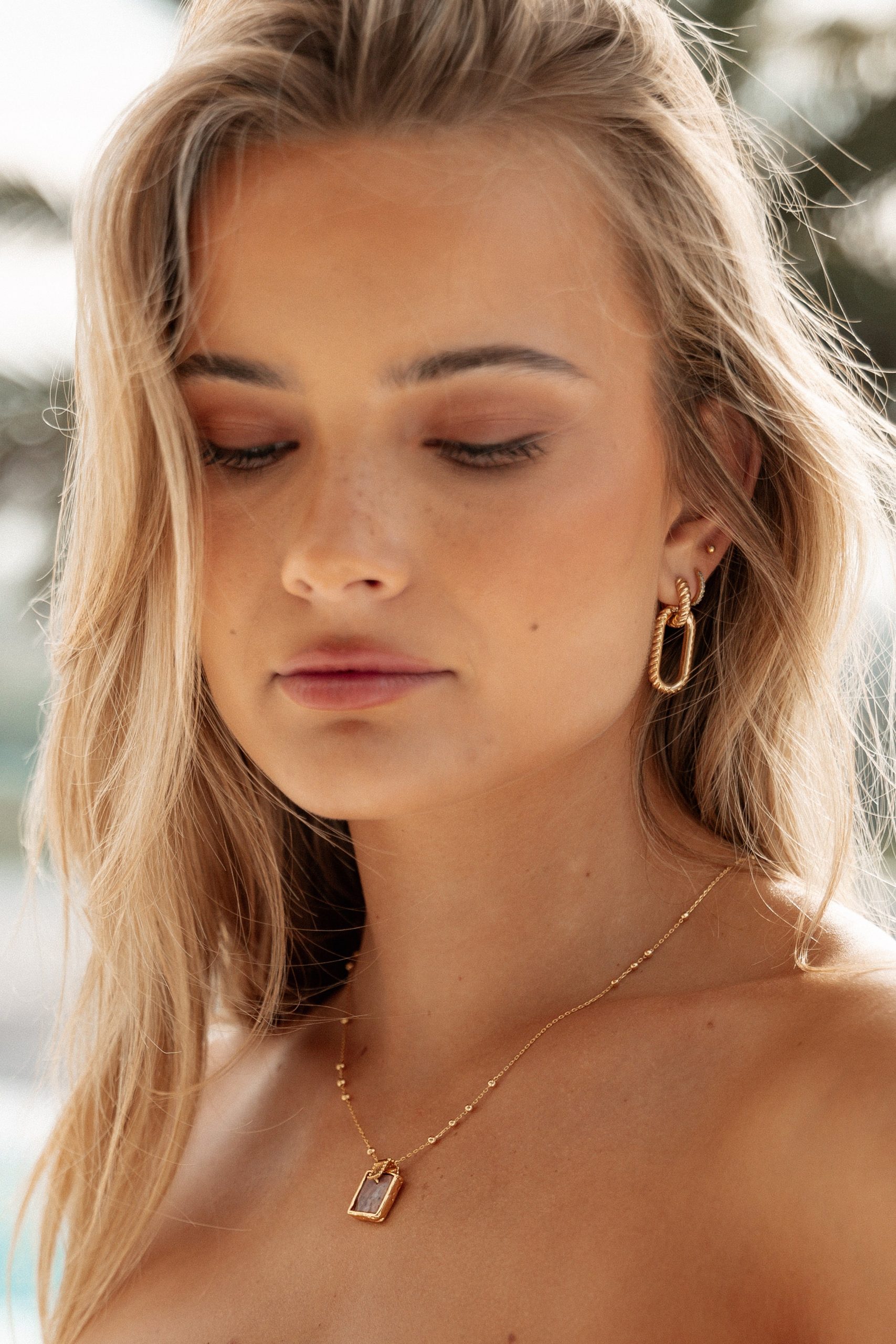 Rosie Necklace - Gold/Pink - Image 2