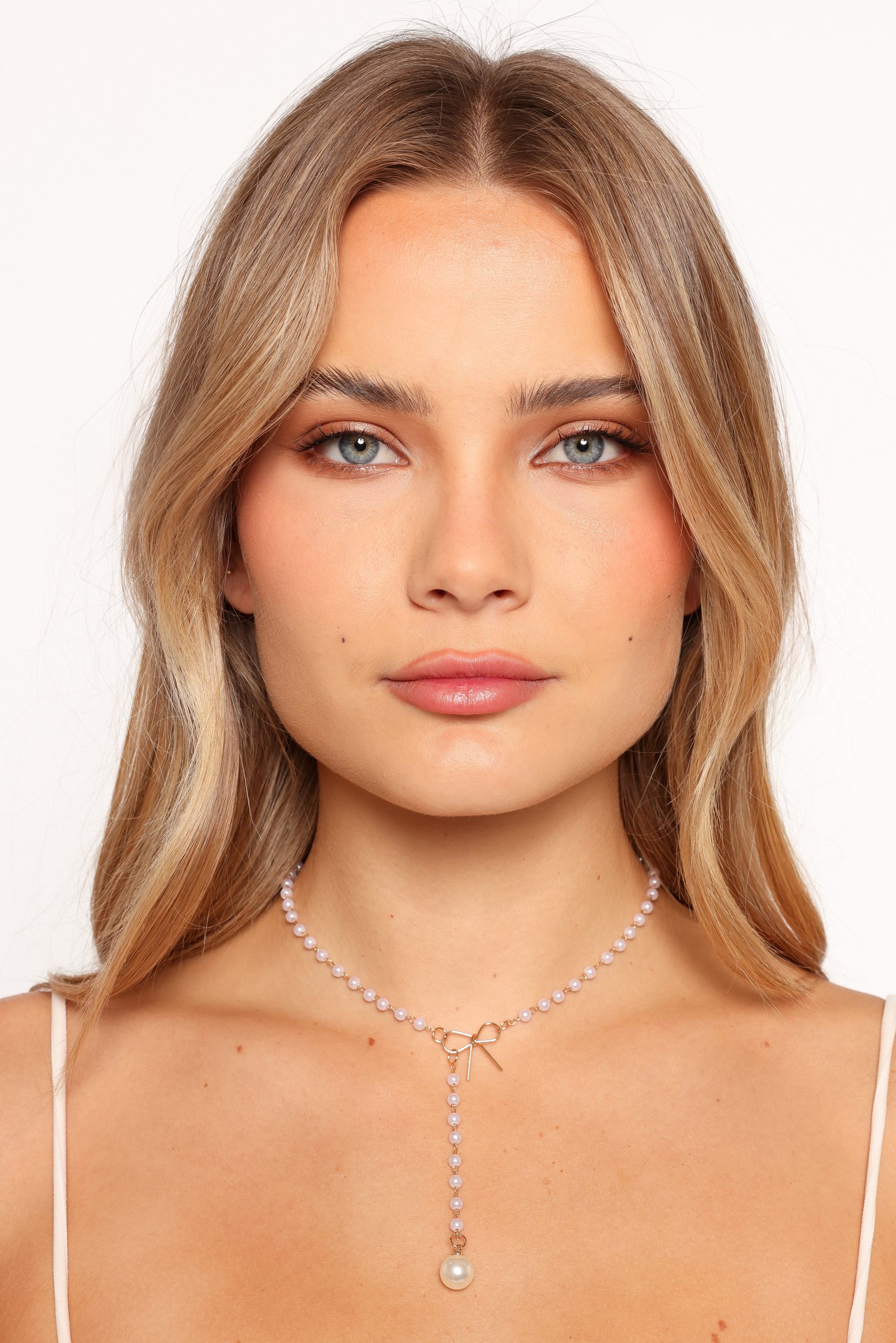 Aldo Bow Necklace - Pearl - Image 2
