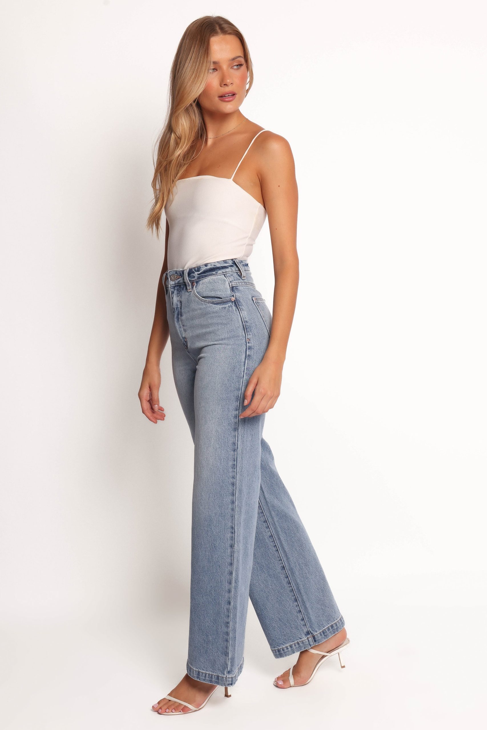 Abrand 94 High Wide Jeans - Liv - Image 7