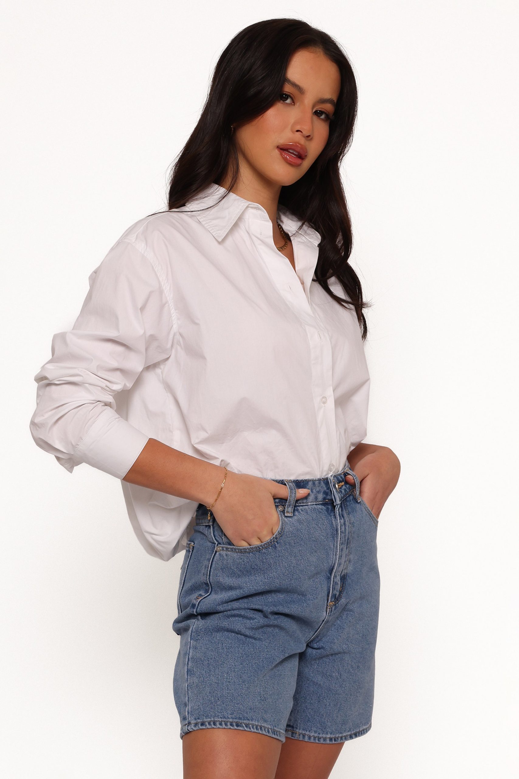 Abrand Carrie Shorts - Naomi - Image 6