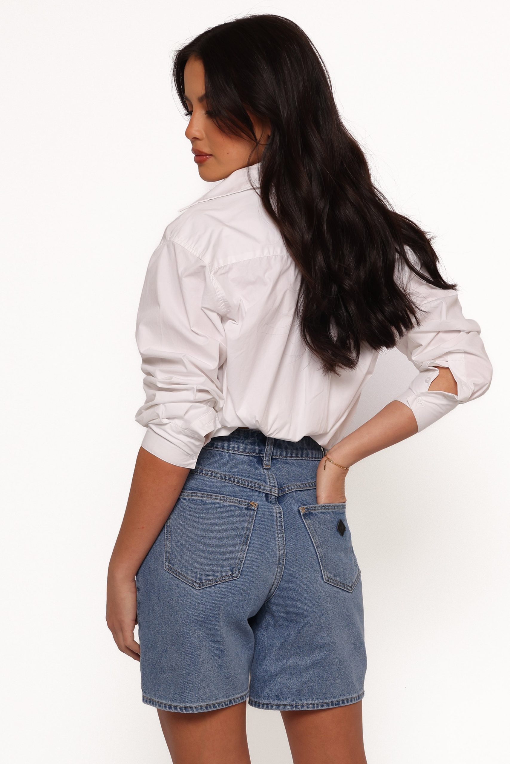 Abrand Carrie Shorts - Naomi - Image 7