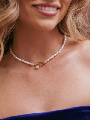 Alira Necklace - Pearl