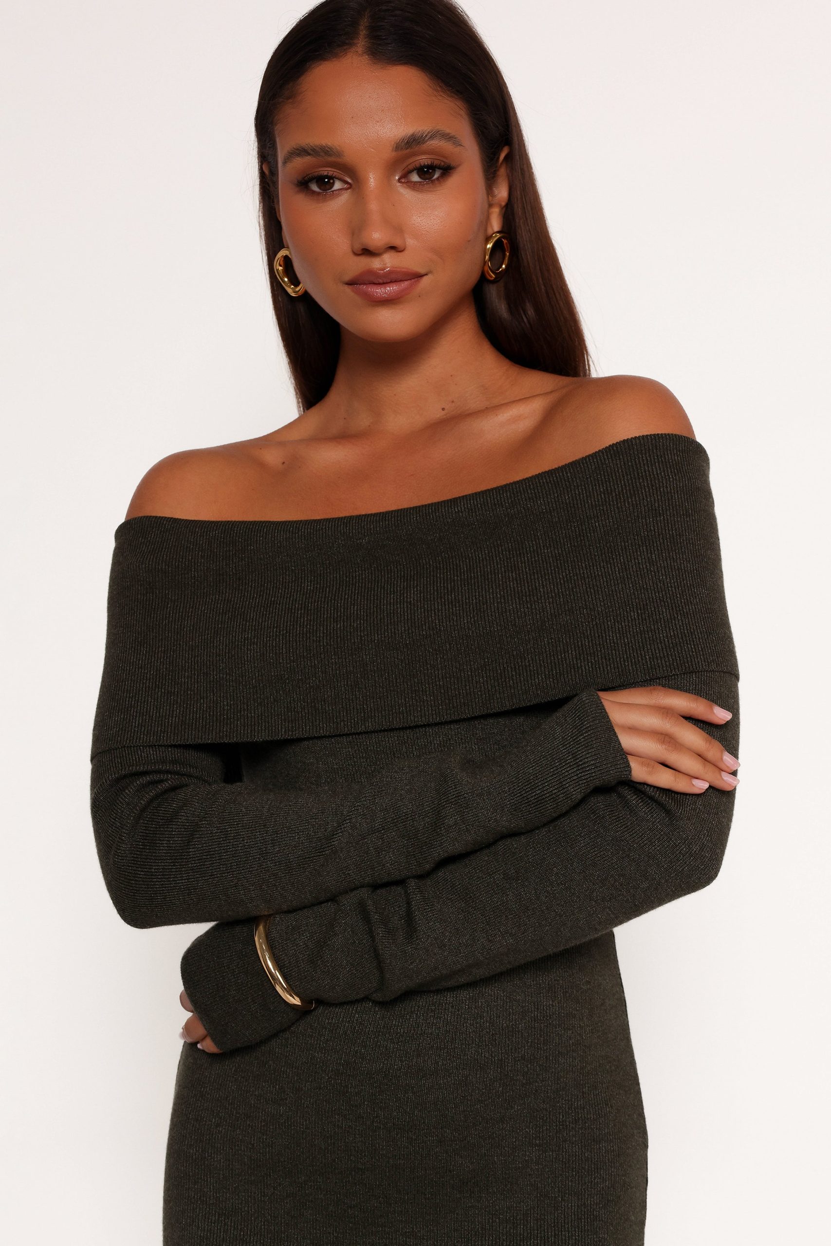 Archie Off The Shoulder Midi Dress - Olive - Image 5