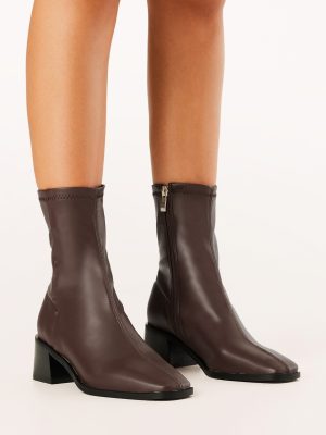 Chihiro Booties - Hickory