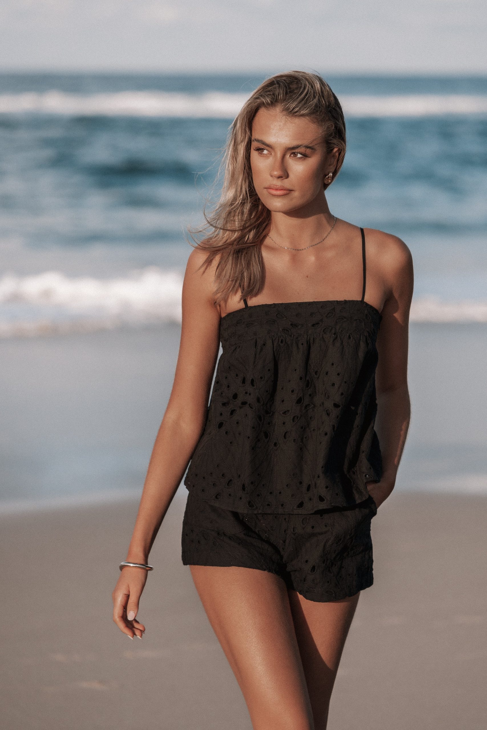 Calla Short Set - Black - Image 9