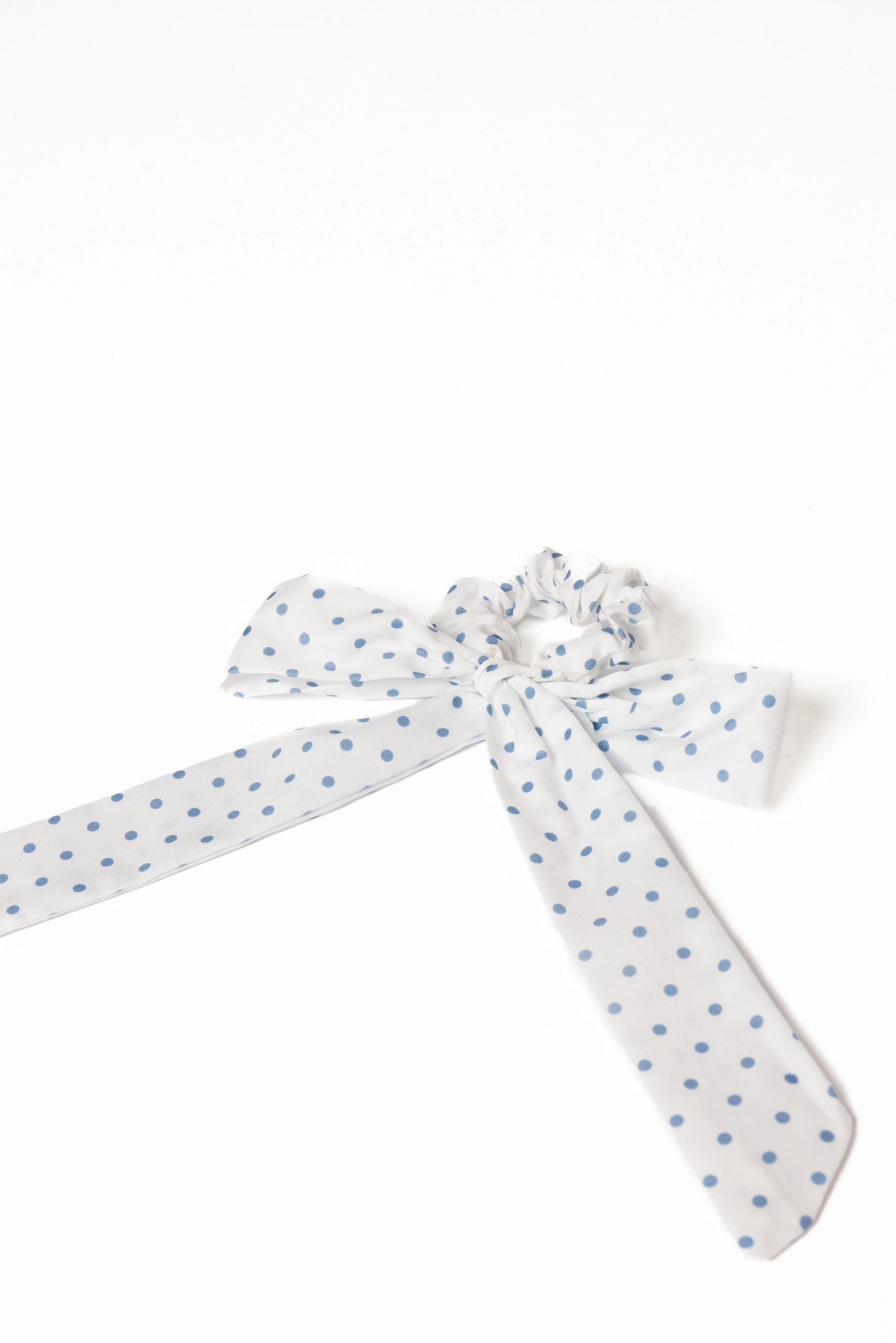 Cass Bow Scrunchie - White - Image 2