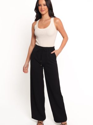 Cinch Wide Leg Crepe Pant - Black
