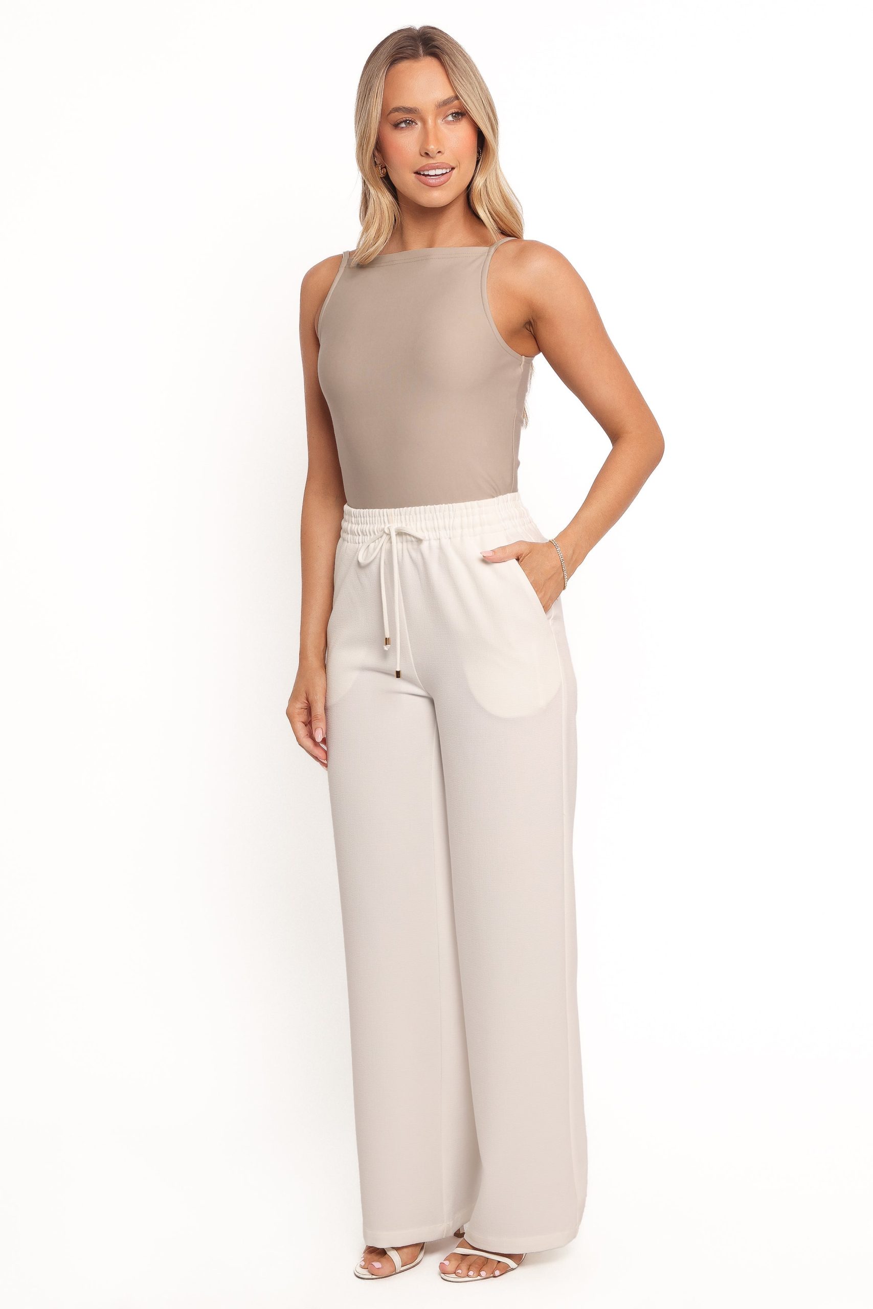Cinch Wide Leg Crepe Pant - White - Image 3