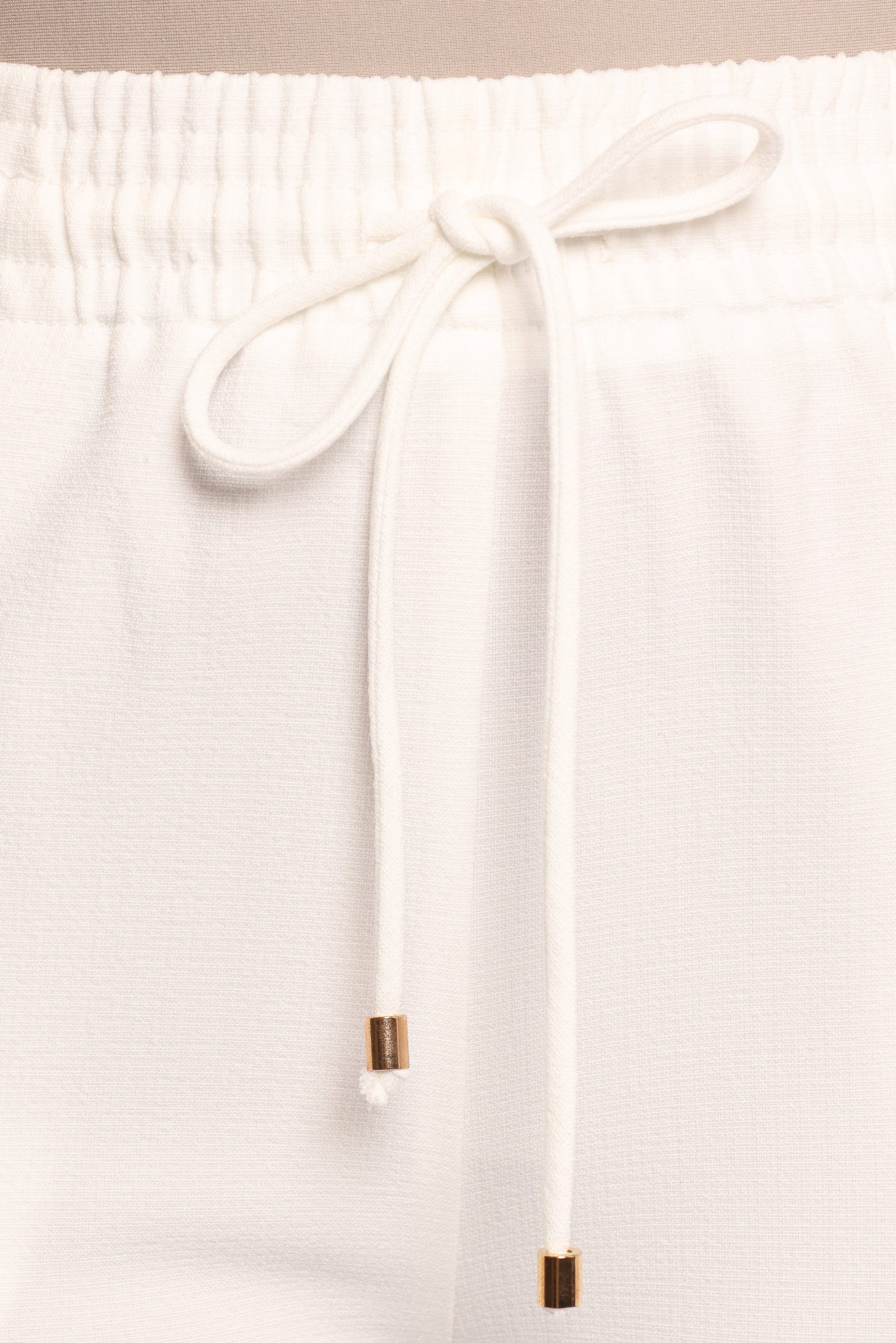 Cinch Wide Leg Crepe Pant - White - Image 6