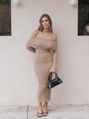 Domitia Off Shoulder Knit Dress - Brown