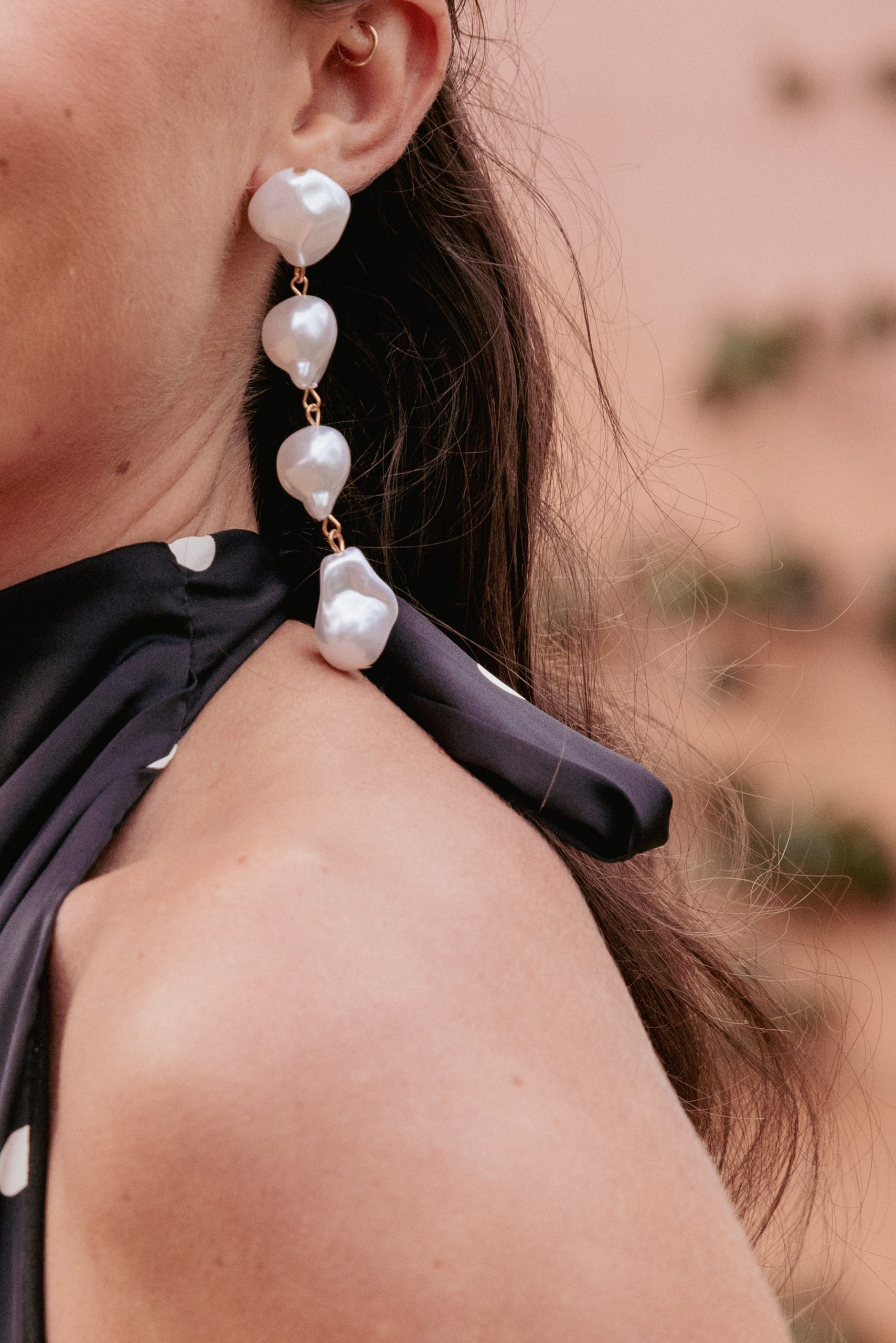 Elyse Drop Earrings - Pearl - Image 4