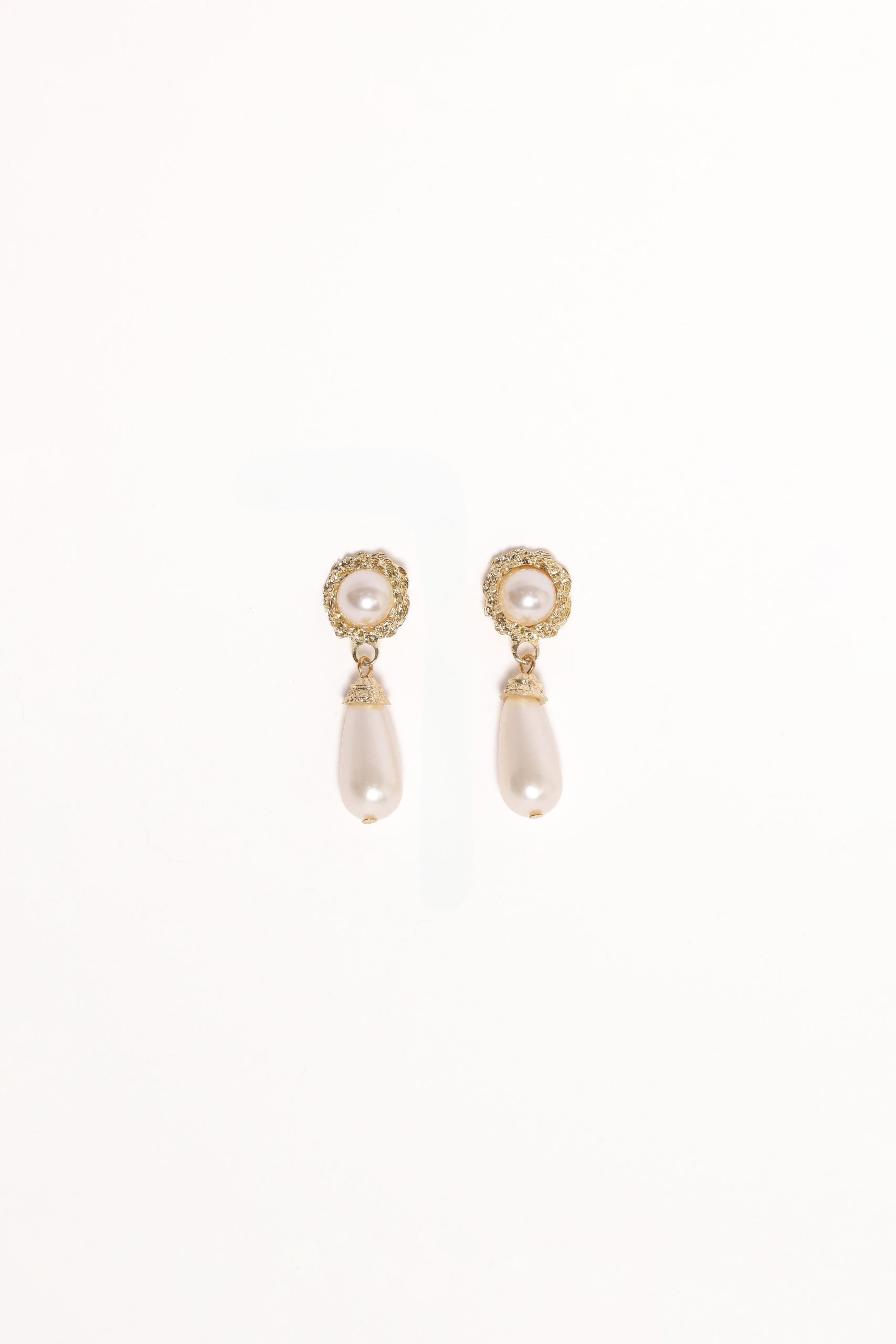 Estelle Earrings - Gold/Pearl - Image 3