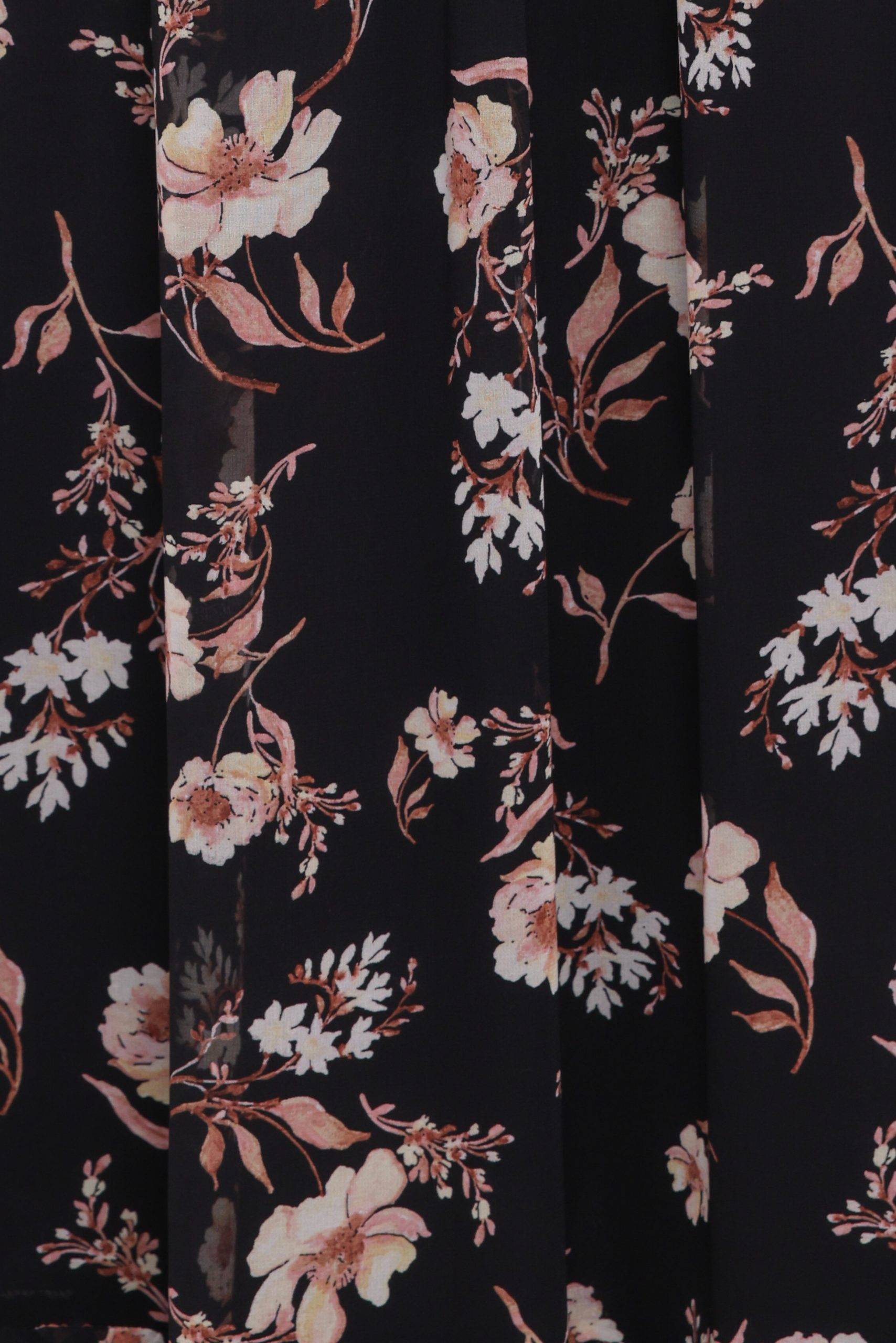 Evian Long Sleeve Maxi Dress - Black Floral - Image 6