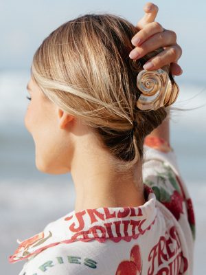 Indy Shell Hair Clip - Gold