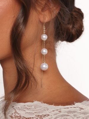 Margaux Earrings - Pearl