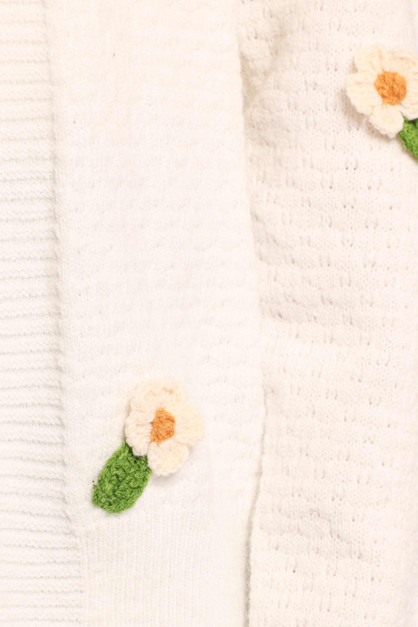 Jazzie Ditsy Flower Cardigan - White - Image 6