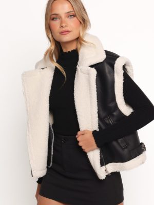Kayden Faux Shearling Lined Vest - Black