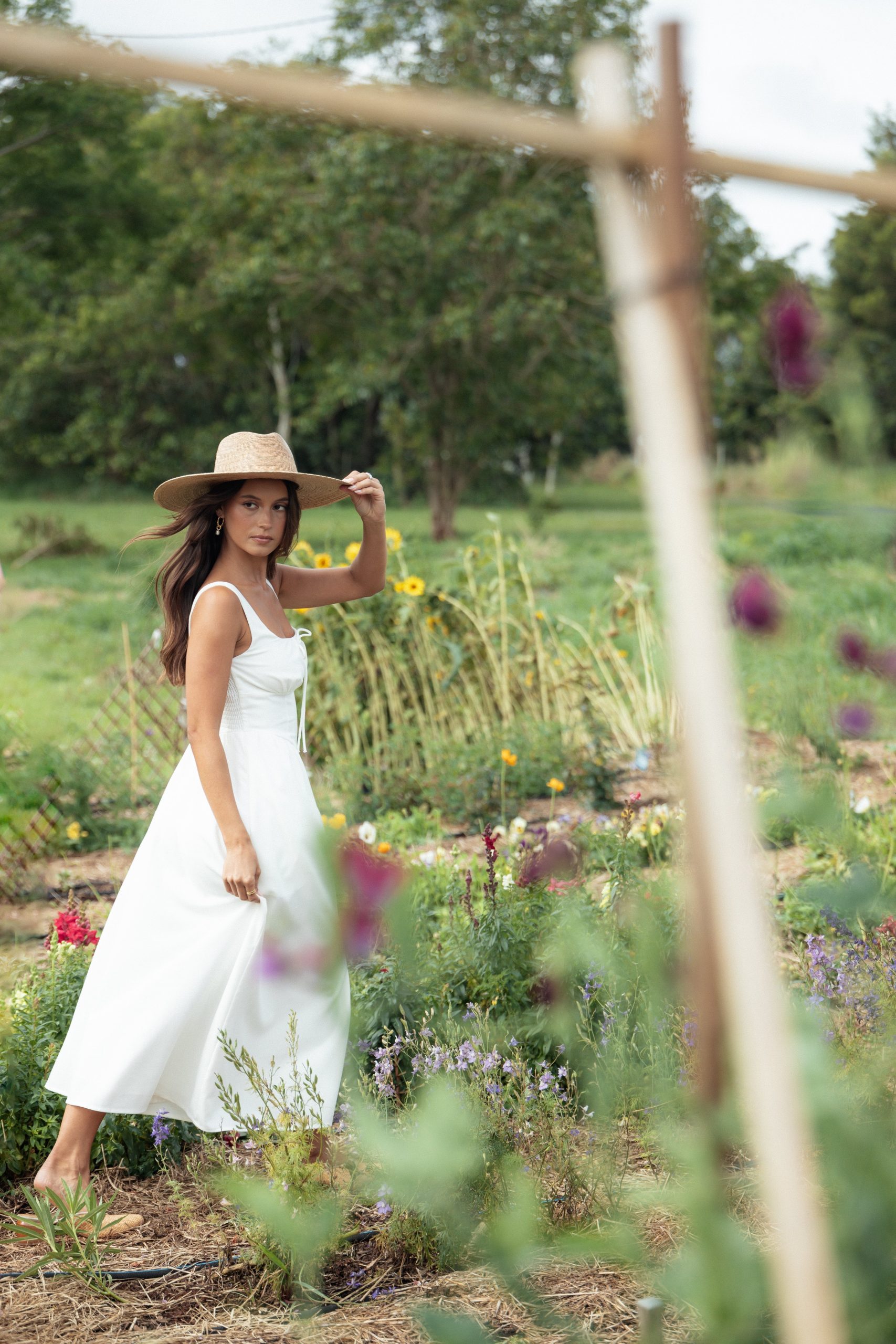 Kinslee Midi Dress - White - Image 3