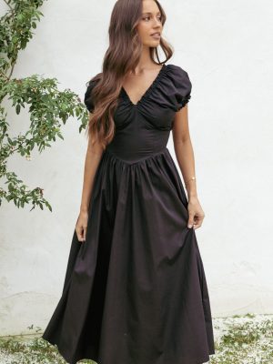 Larson Midi Dress - Black