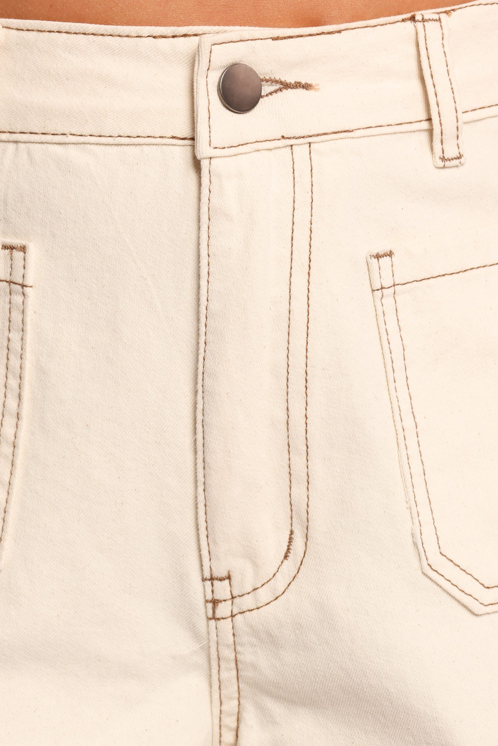 Levi Short - Ecru - Image 9