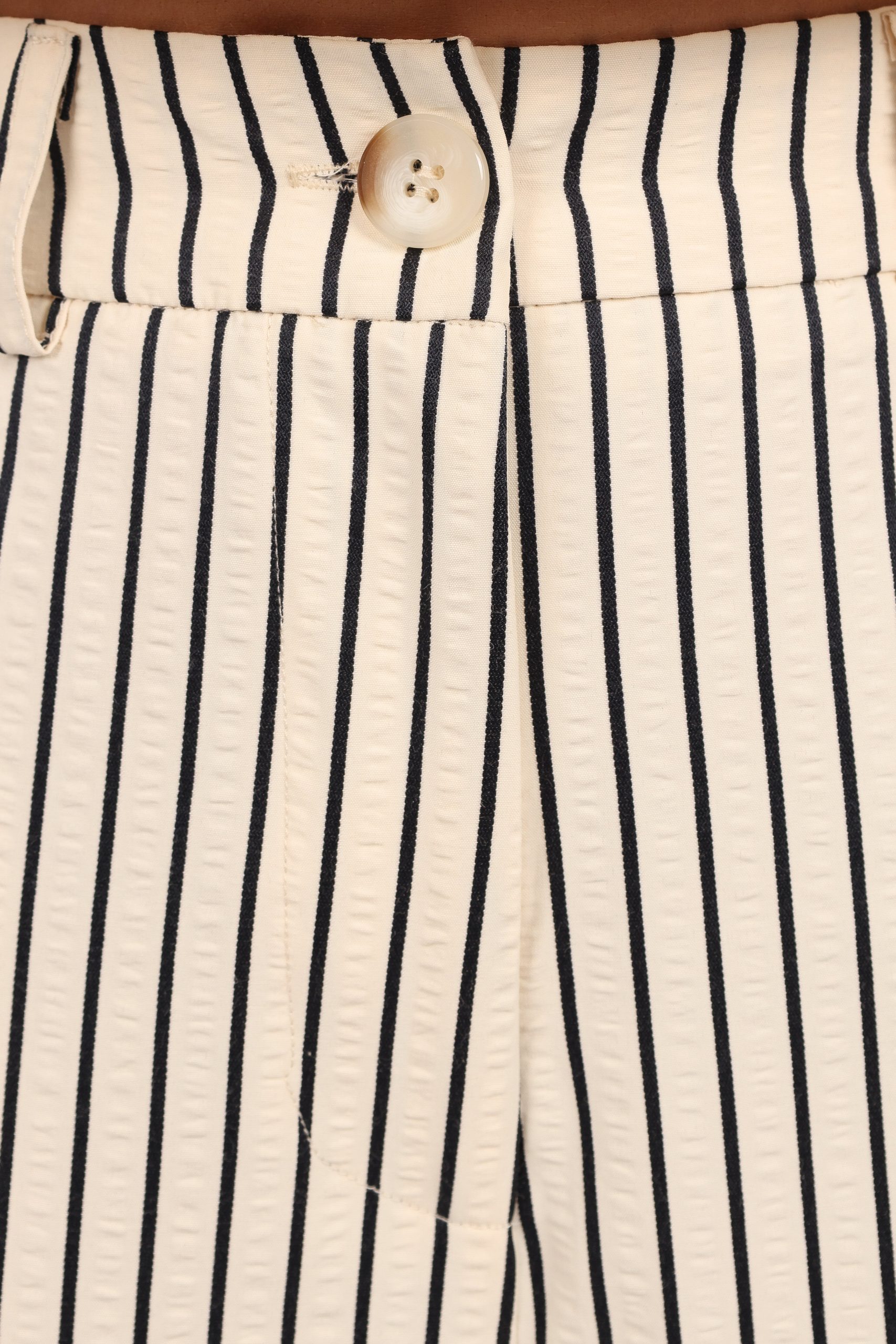 Lili Two Piece Set - Cream - Image 6