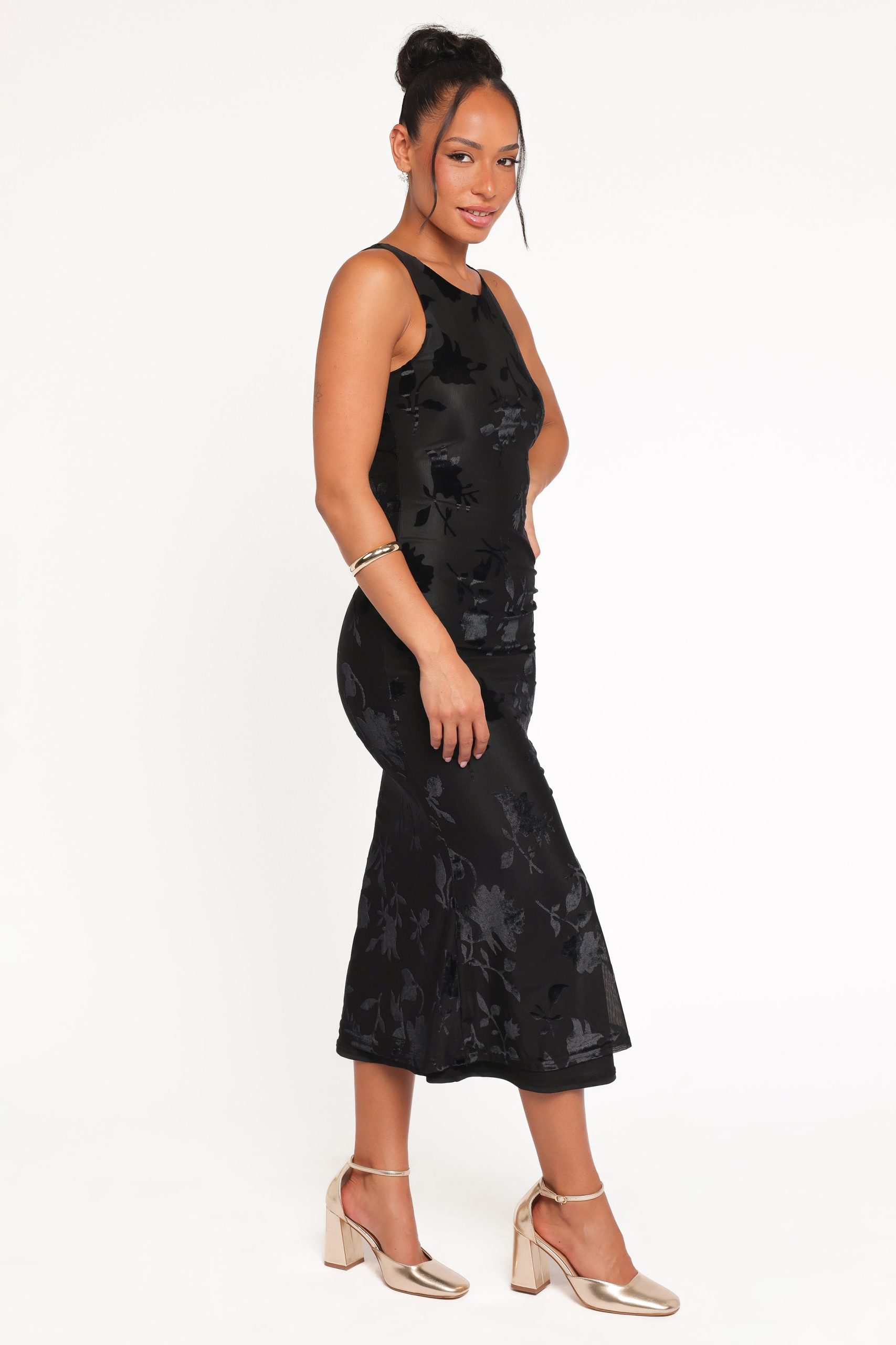 Melinda Sleeveless Velvet Maxi - Black - Image 4