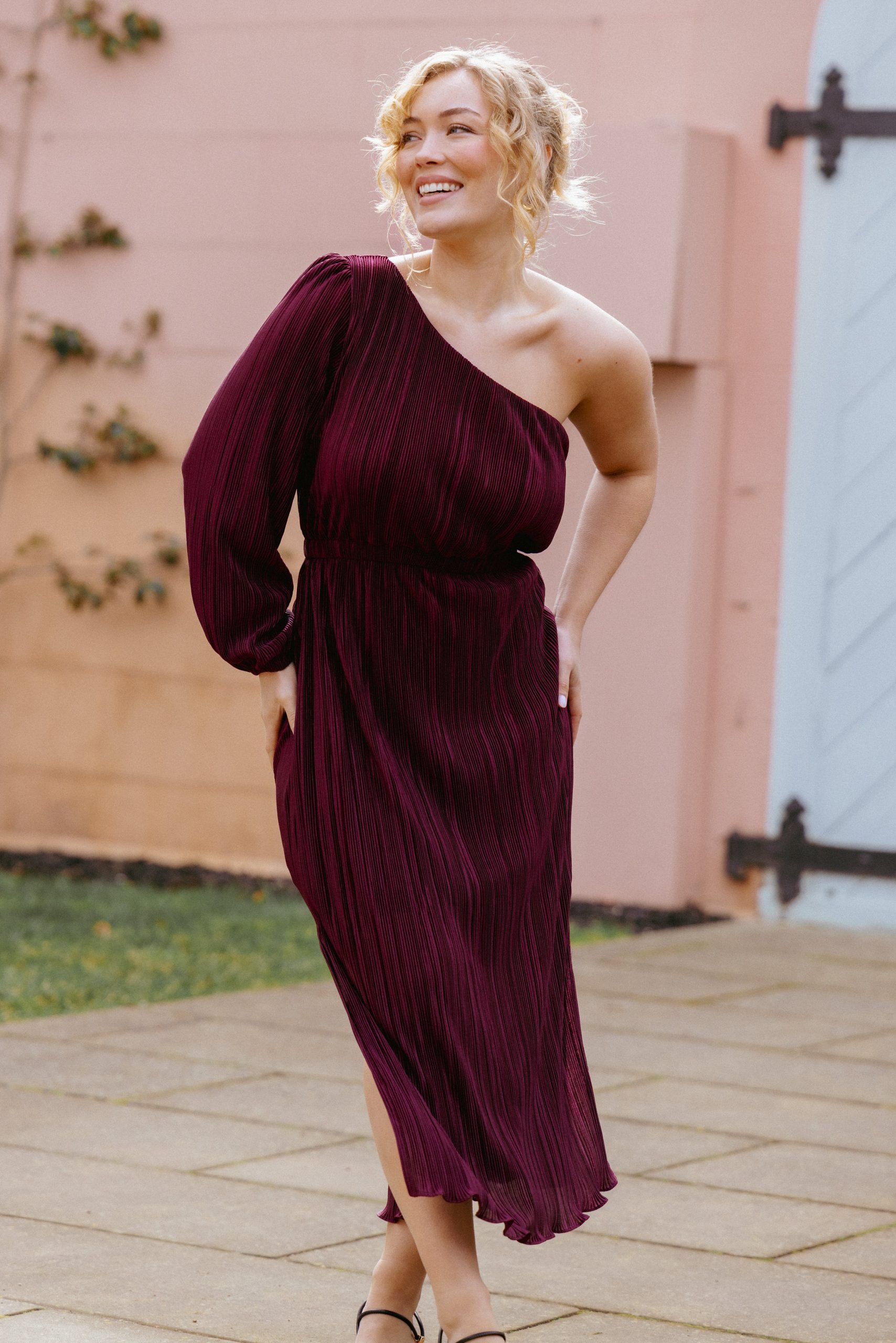 Pontee One Shoulder Pleated Midi Dress - Burgundy