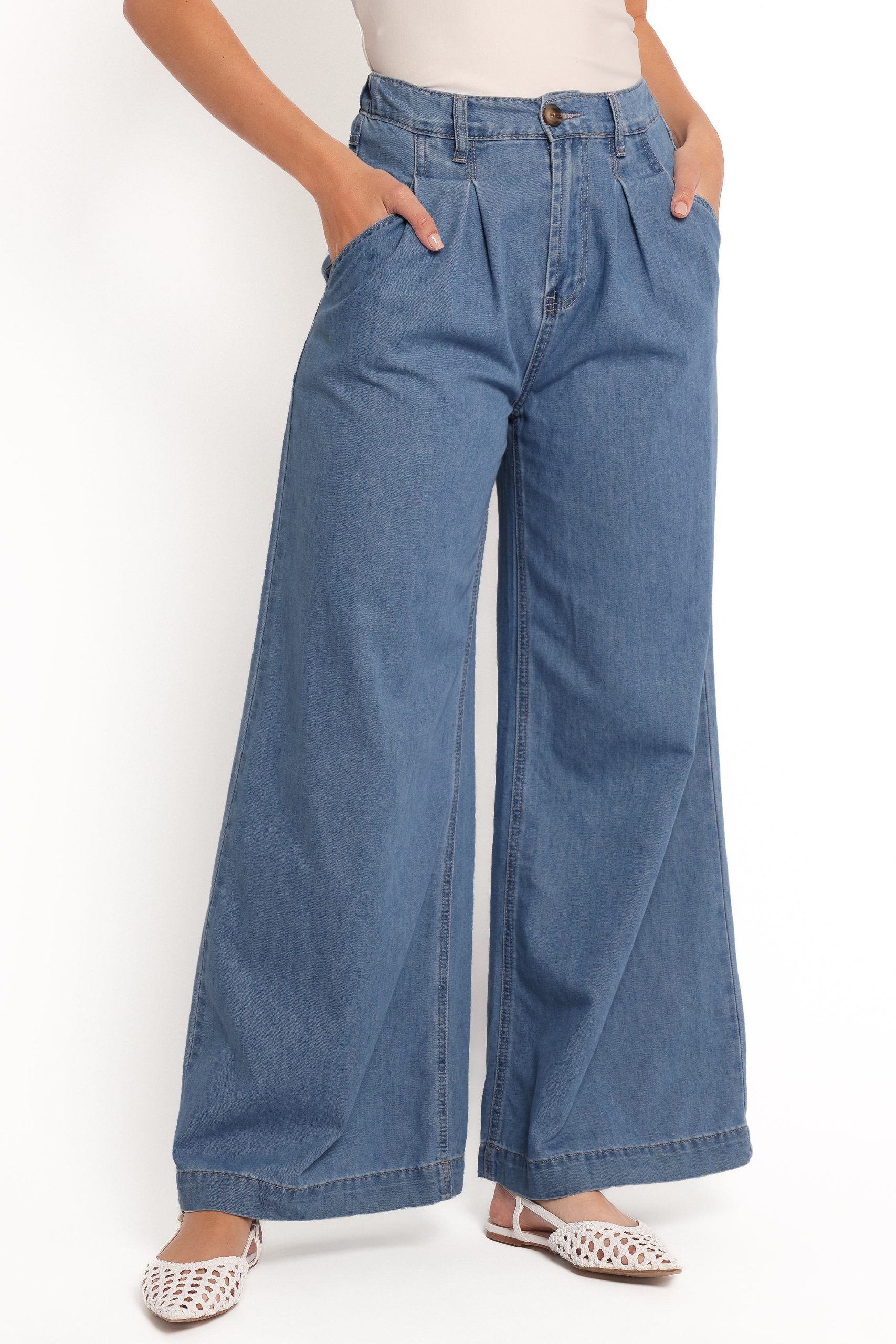 Rosalee Chambray Wide Leg Pant - Medium Denim - Image 4