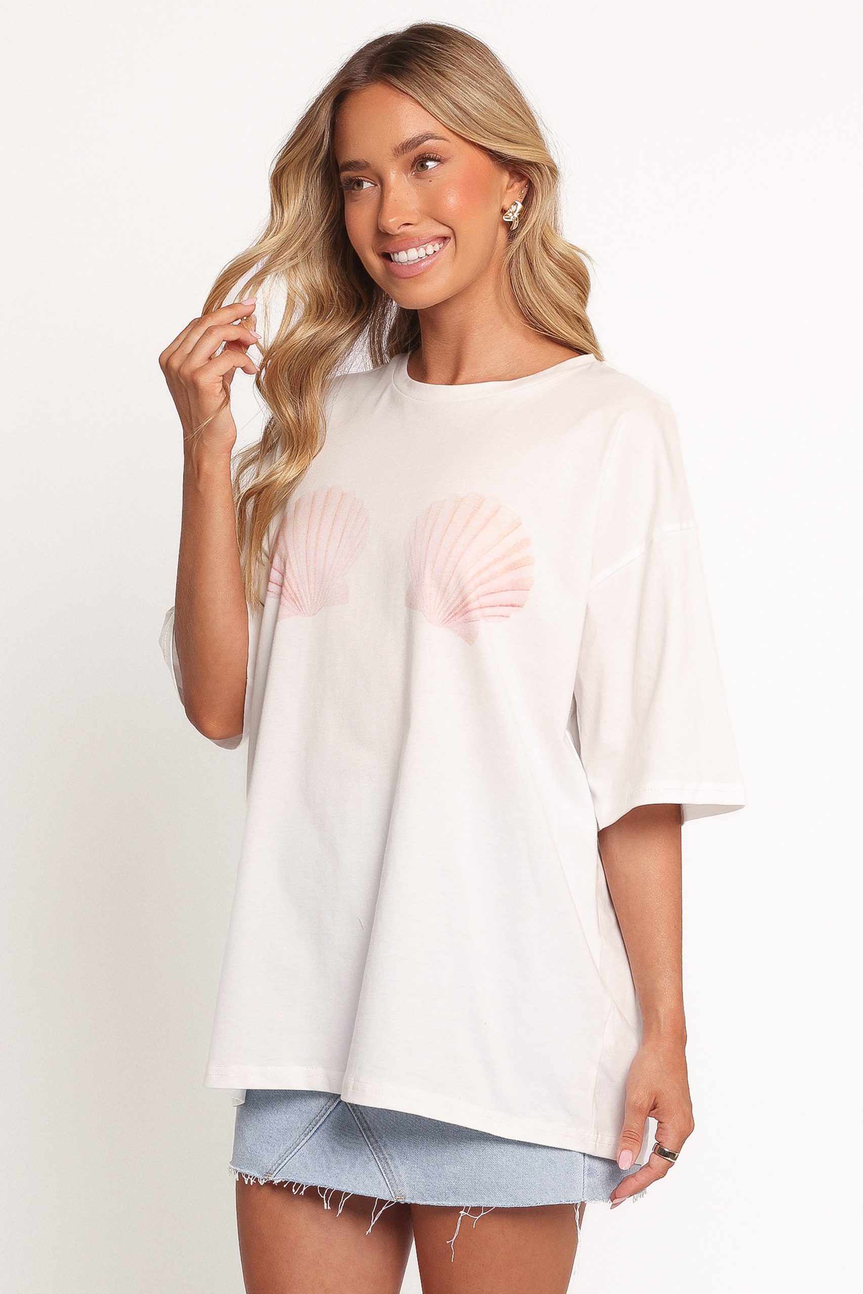 Sammie Graphic Tee - White - Image 4