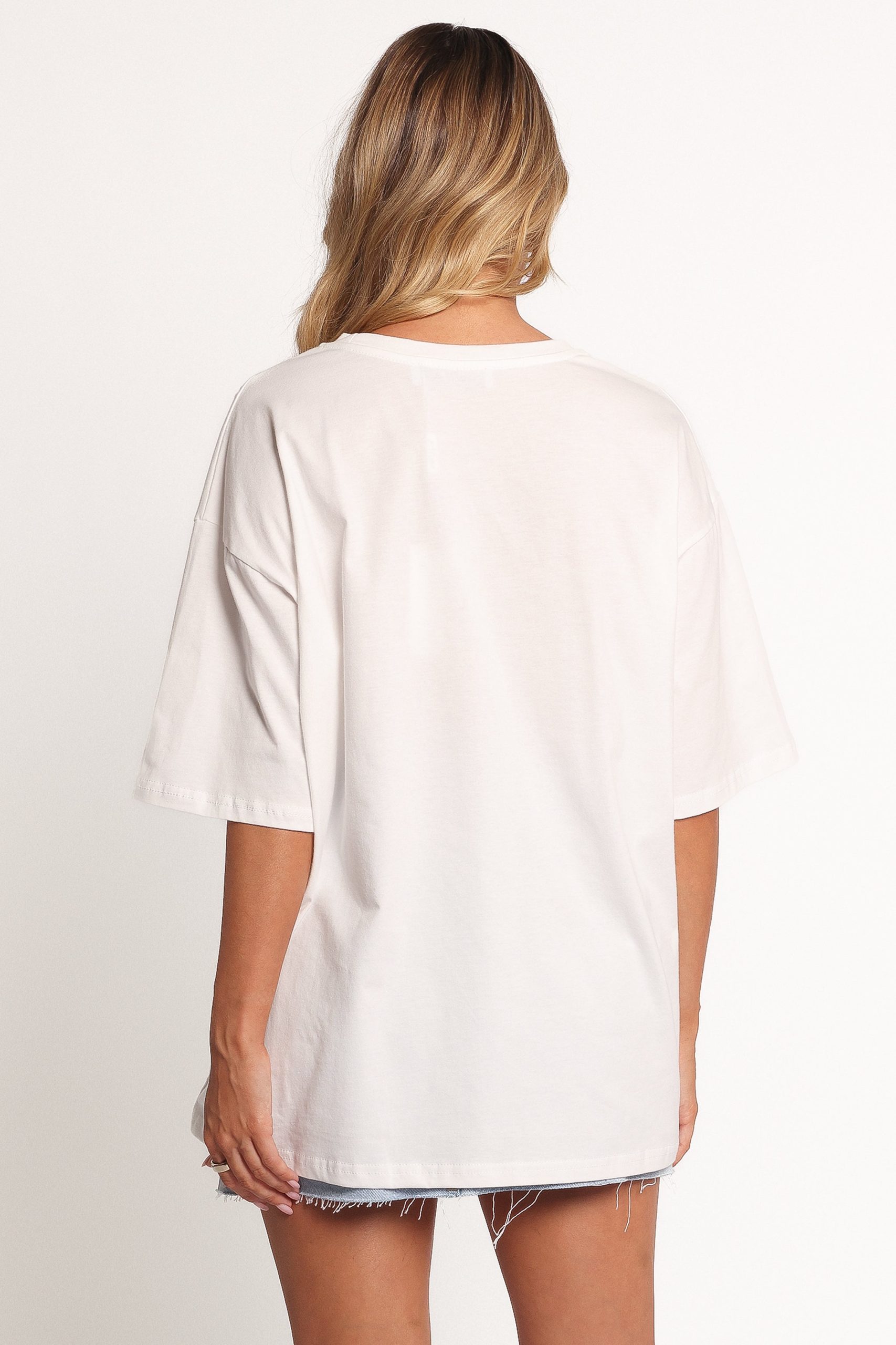 Sammie Graphic Tee - White - Image 5