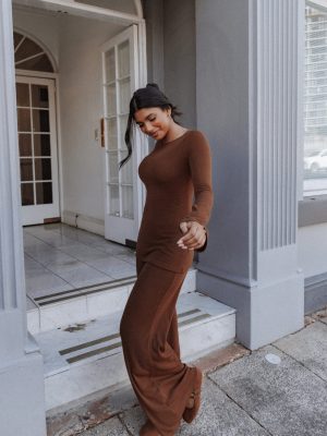 Selly Knitted Pant Set - Brown