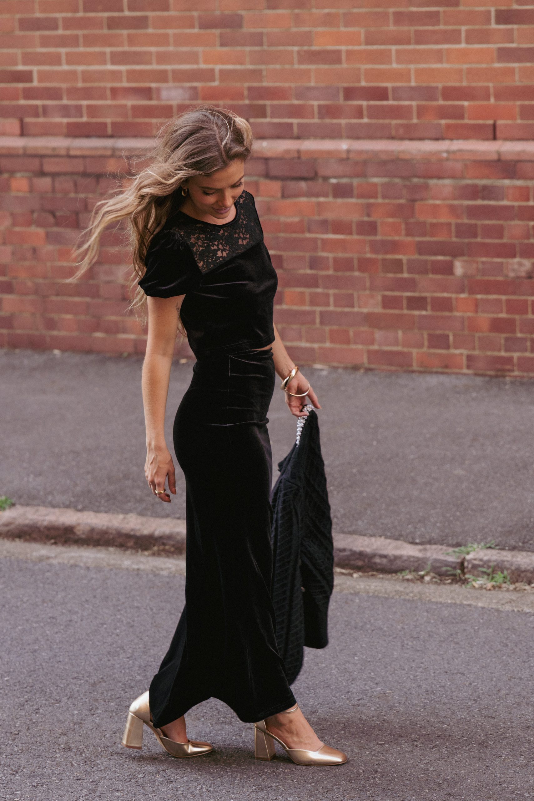 Velman Velvet Maxi Skirt - Black - Image 8