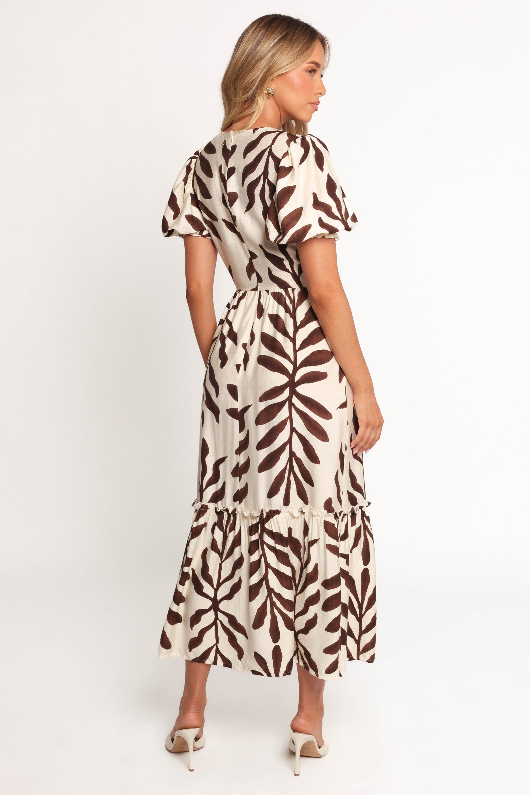 Steele Puff Sleeve Midi Dress - Brown Palm - Image 4