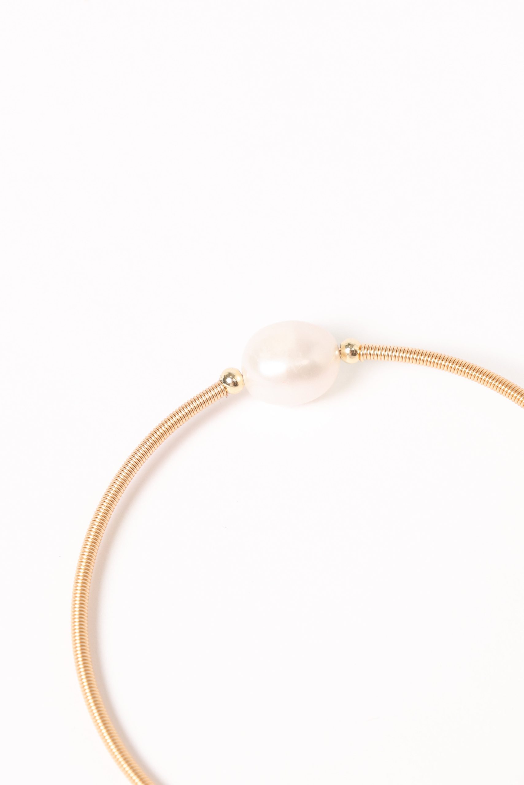 Tilda Bracelet - Gold/Pearl - Image 3