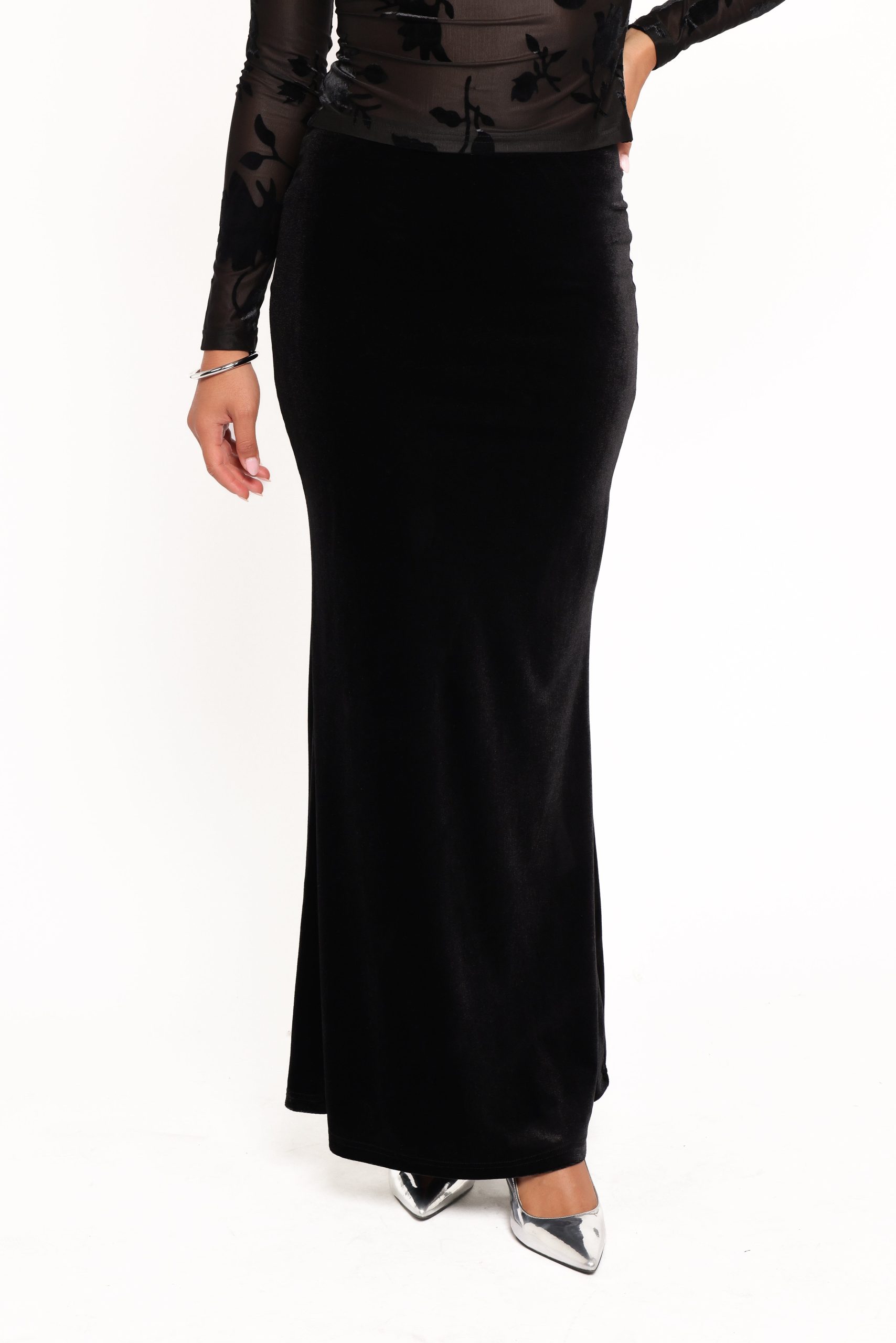 Velman Velvet Maxi Skirt - Black - Image 2