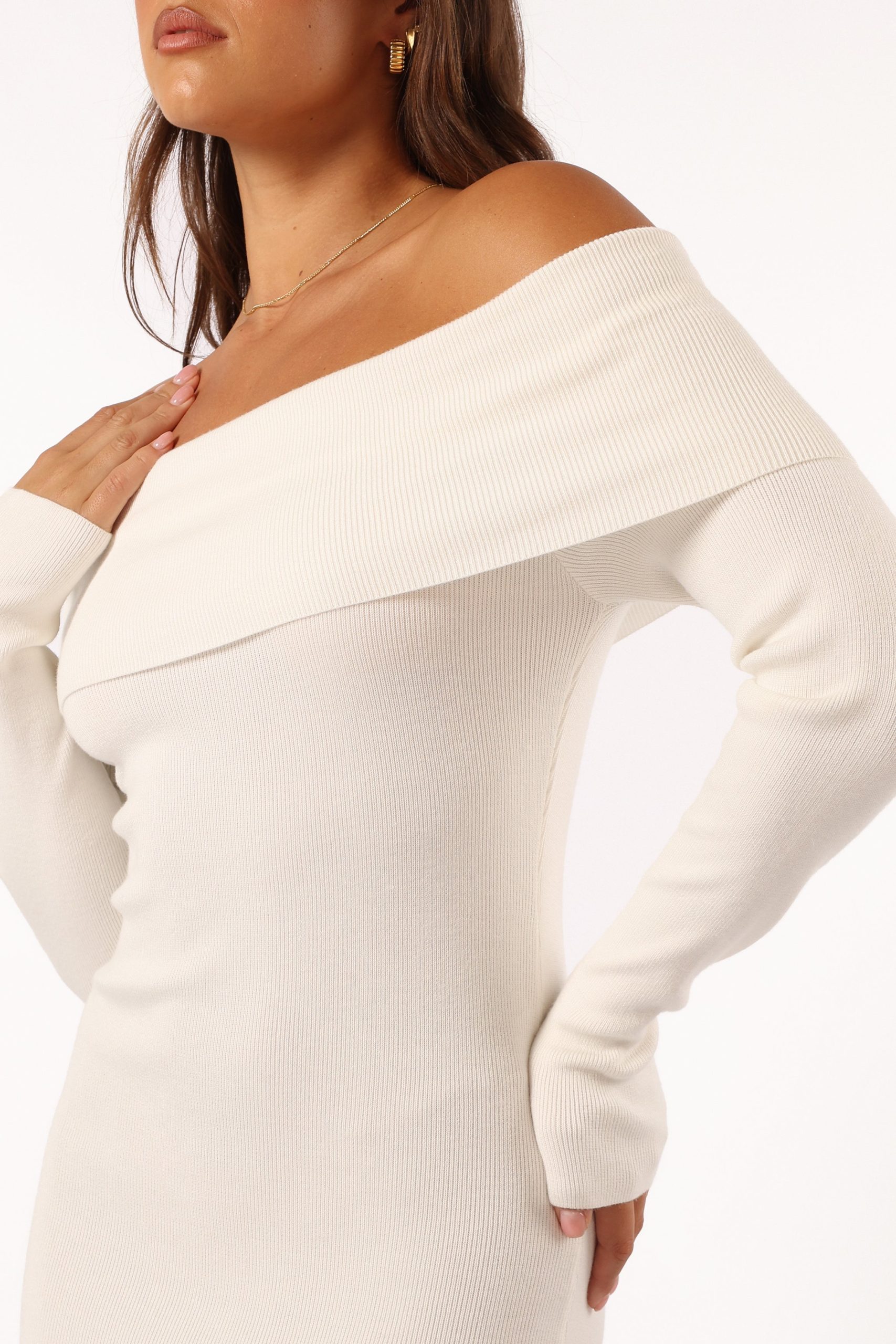 Archie Off the Shoulder Midi Dress - White - Image 3