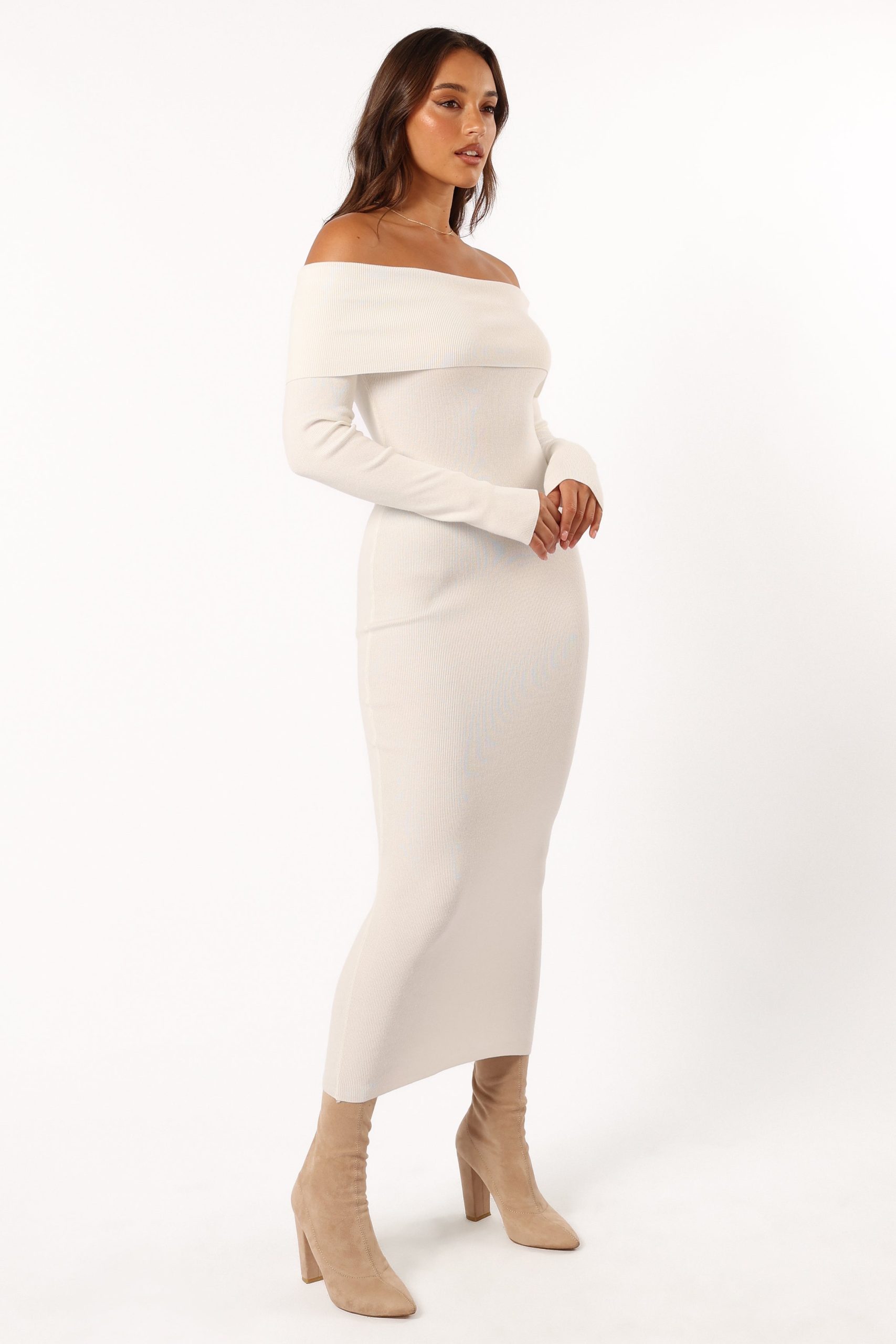 Archie Off the Shoulder Midi Dress - White - Image 6