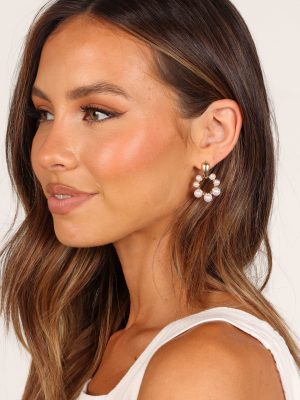 Aliana Hoop Statement Earrings - Gold