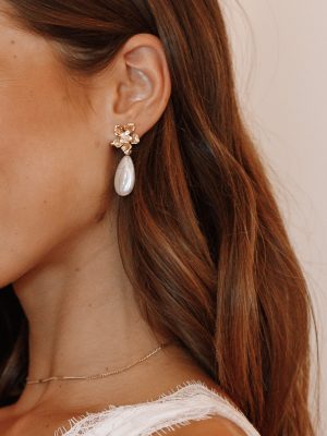 Everly Pearl Earrings - Gold