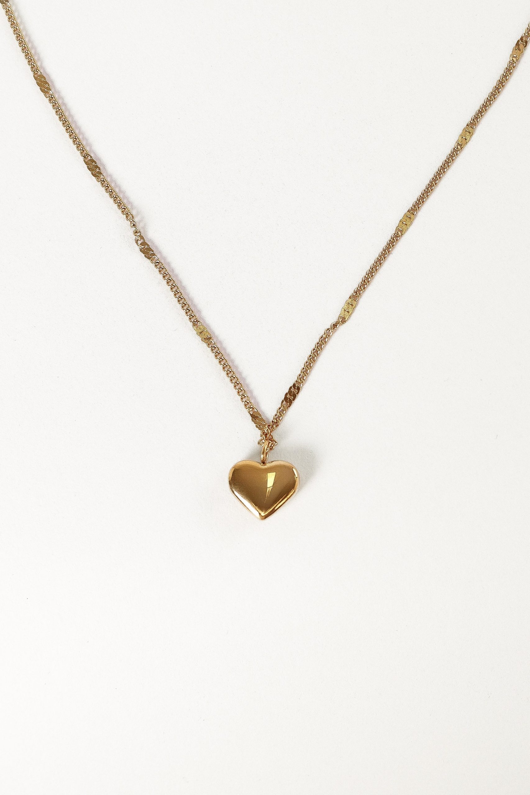 Fay Heart Shaped Necklace - Gold