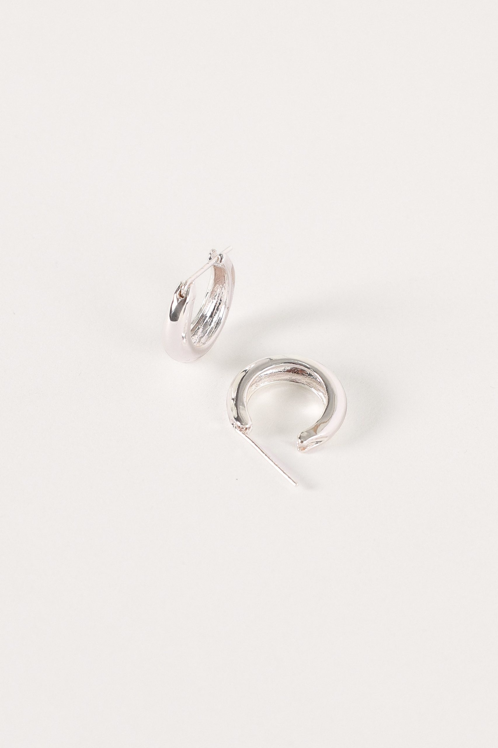 Jonah Earrings - Silver - Image 2