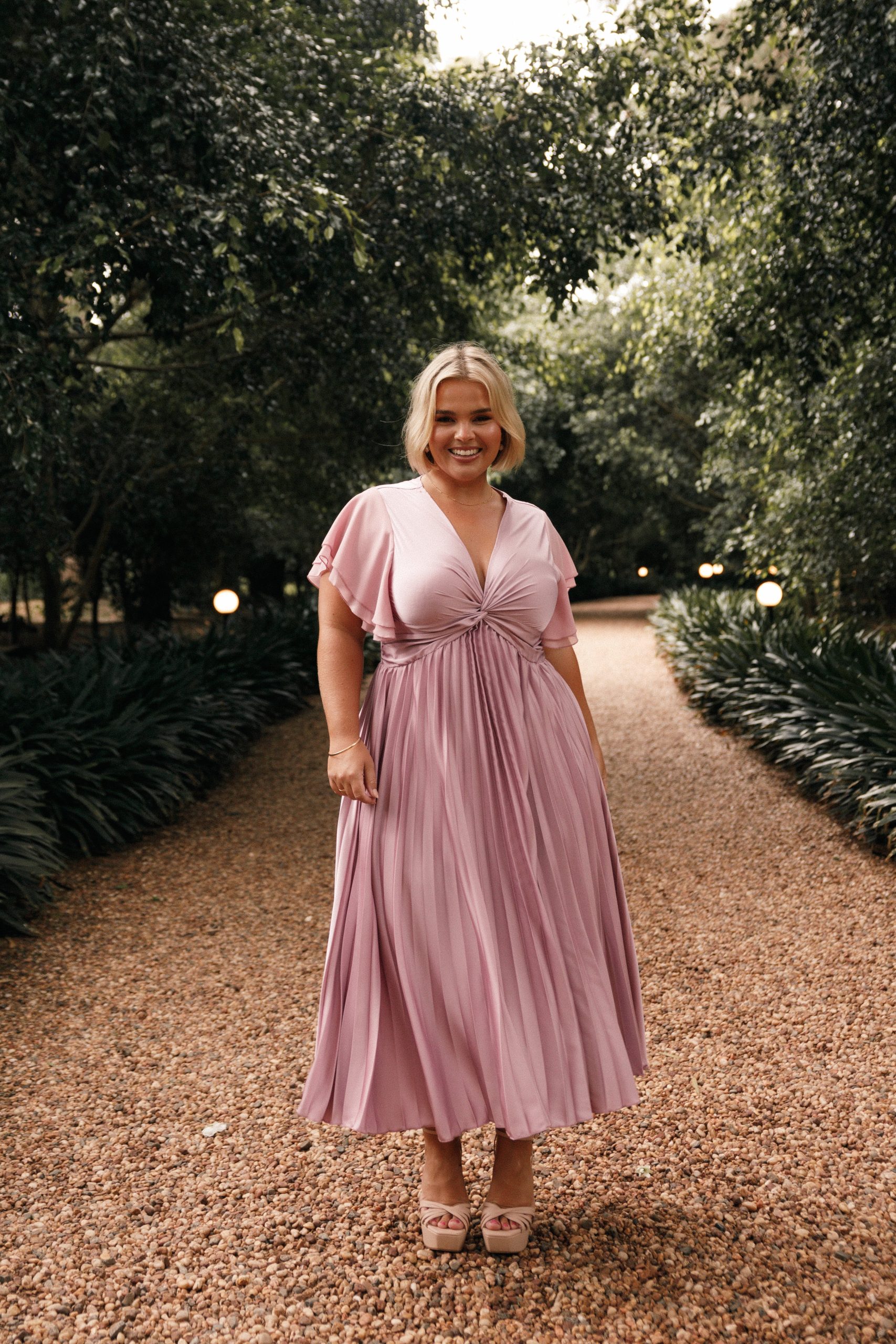 Nova Flutter Sleeve Midi Dress - Dusty Rose - Image 4