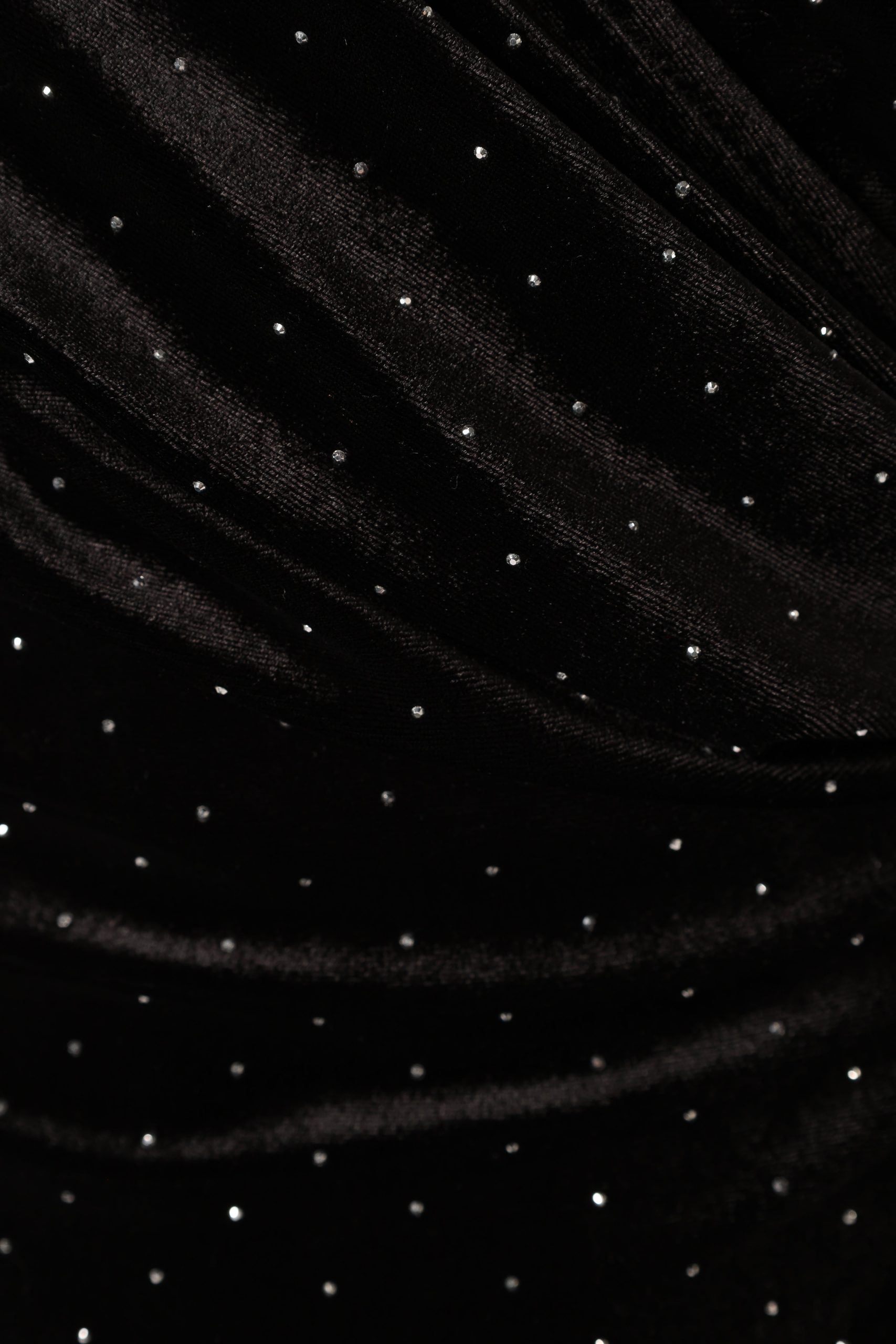 Renarde Wrap Velvet Midi Dress - Black - Image 7