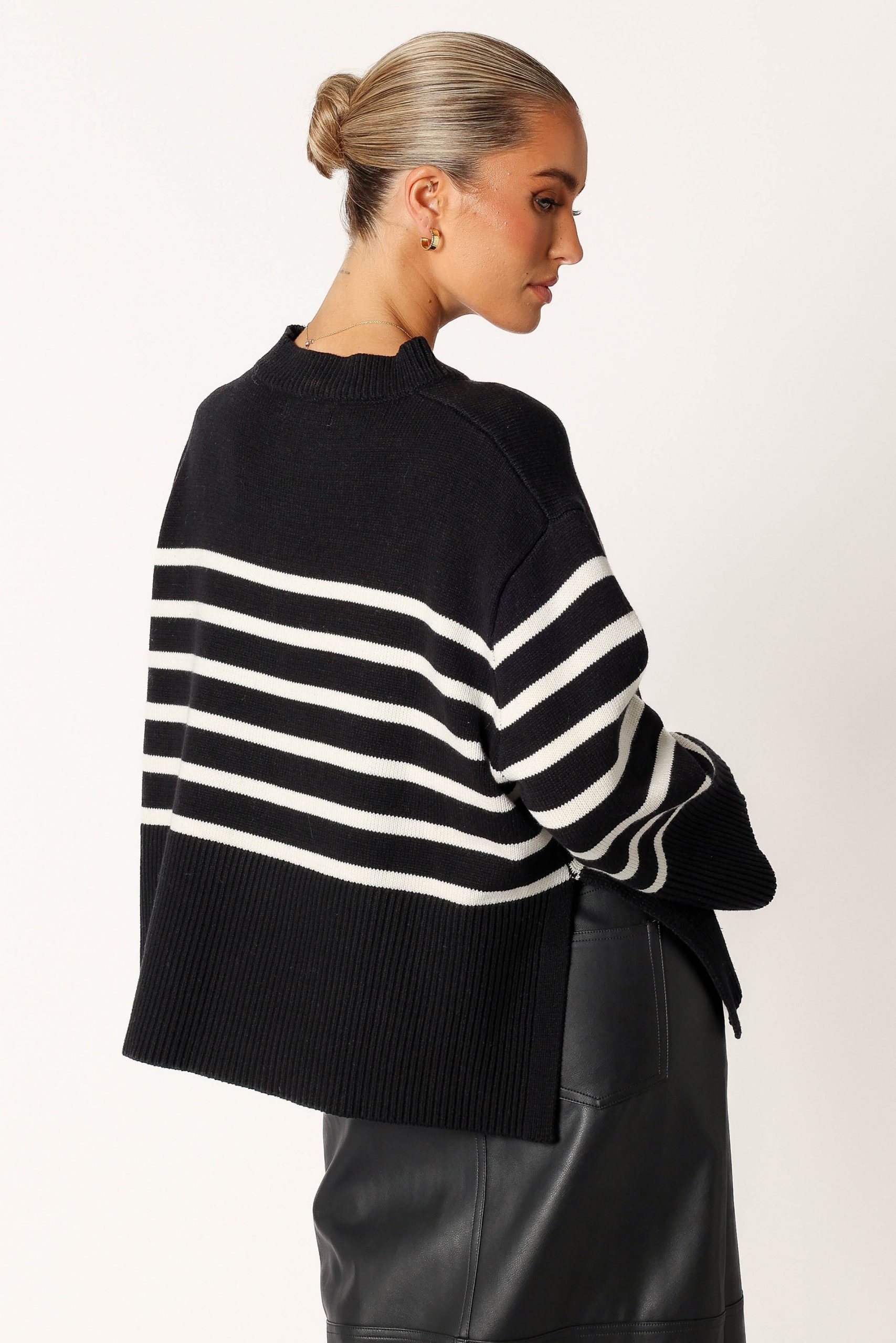 Avalynn Striped Knit Sweater - Black White - Image 3