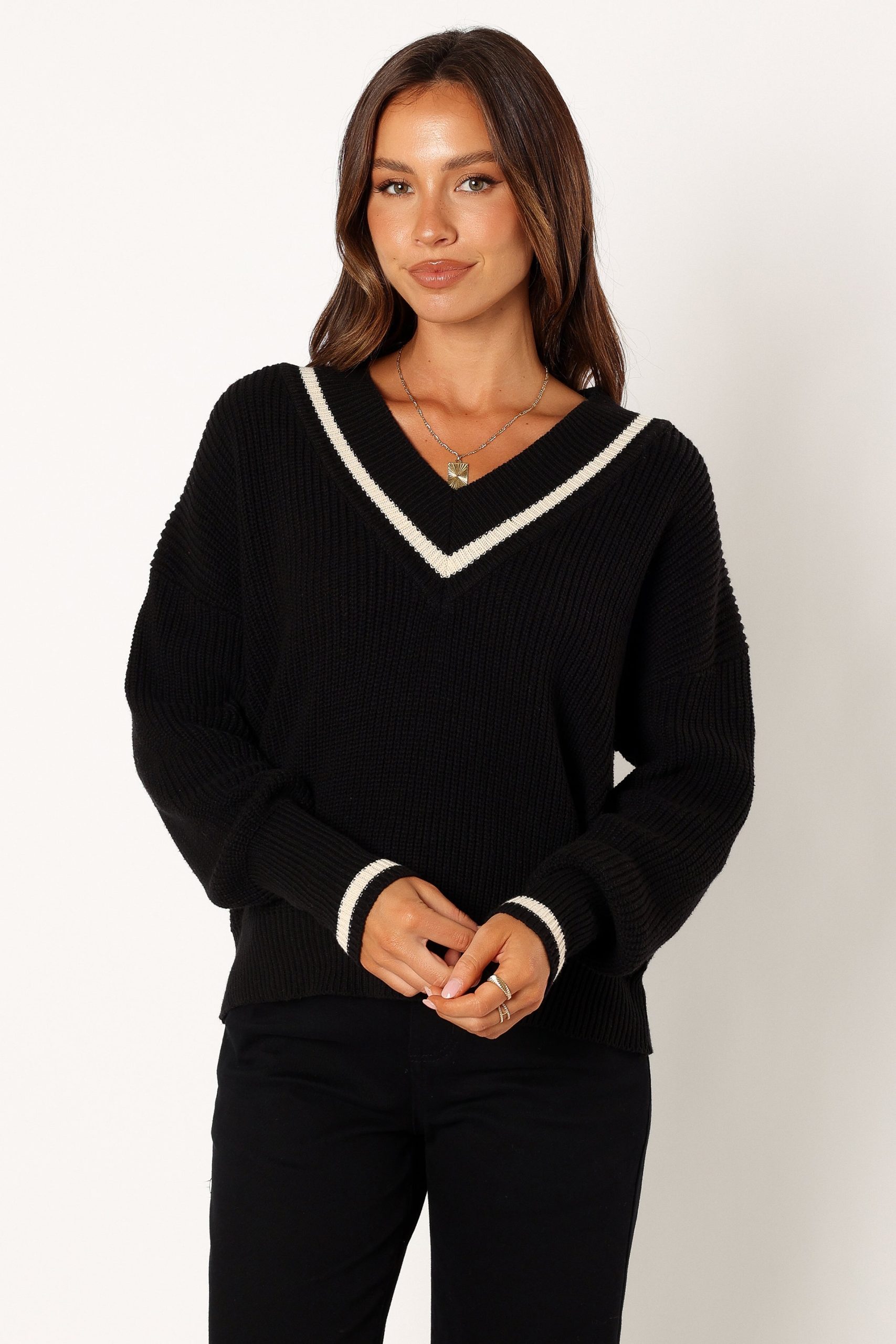 Dominique Contrast Vneck Knit Sweater - Black/Cream - Image 6