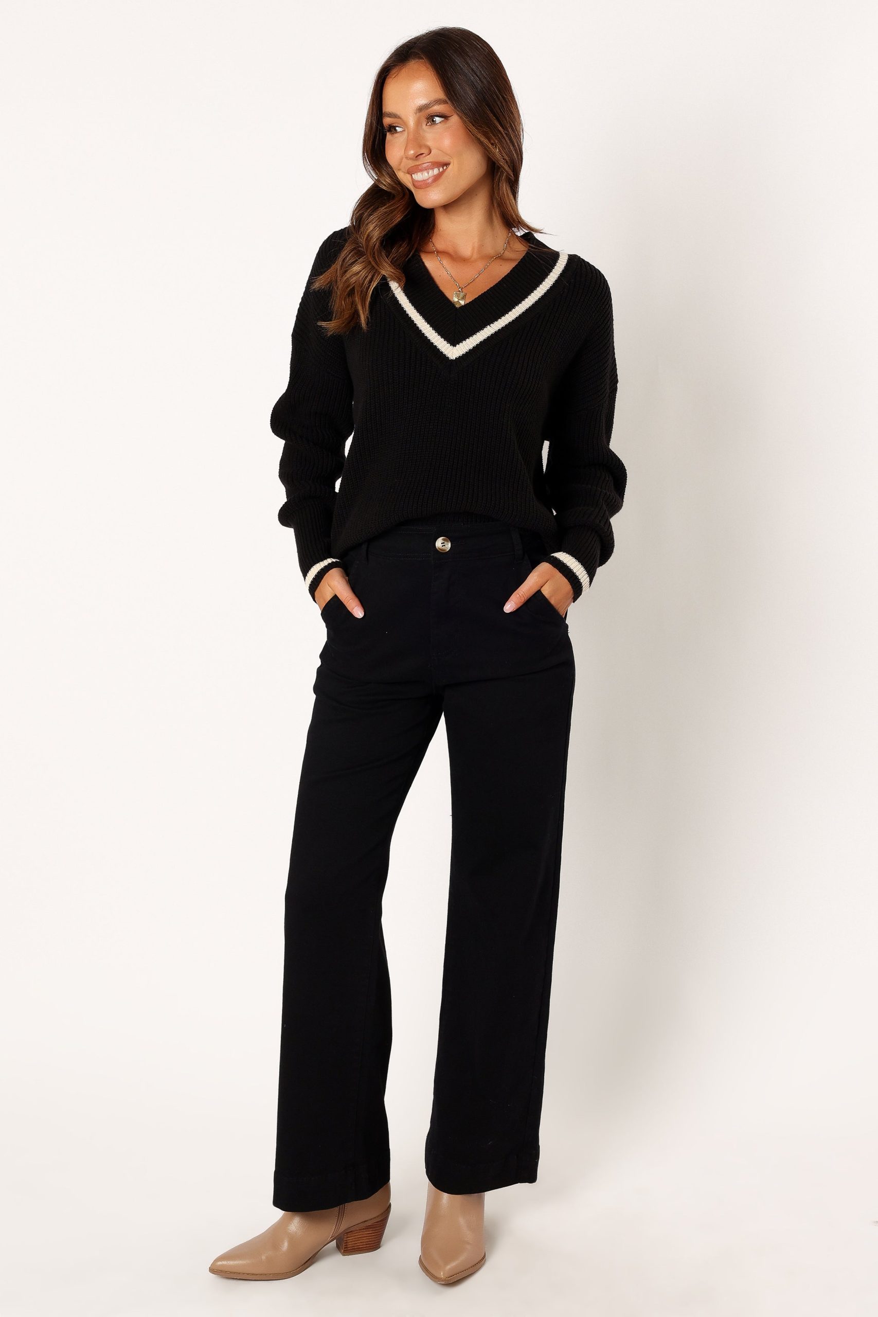 Dominique Contrast Vneck Knit Sweater - Black/Cream - Image 7