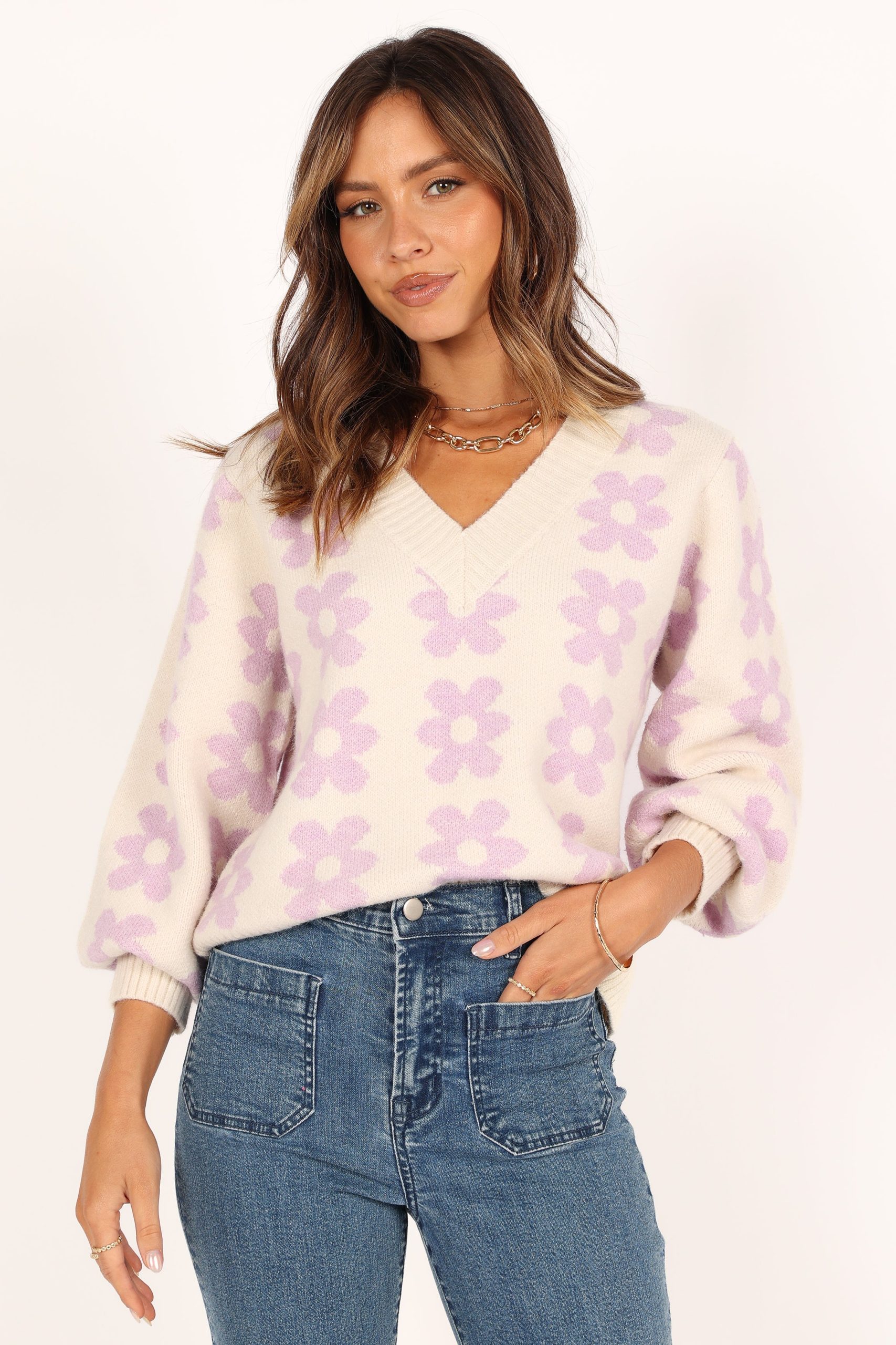 Remi Vneck Flower Knit Sweater - Lilac - Image 10