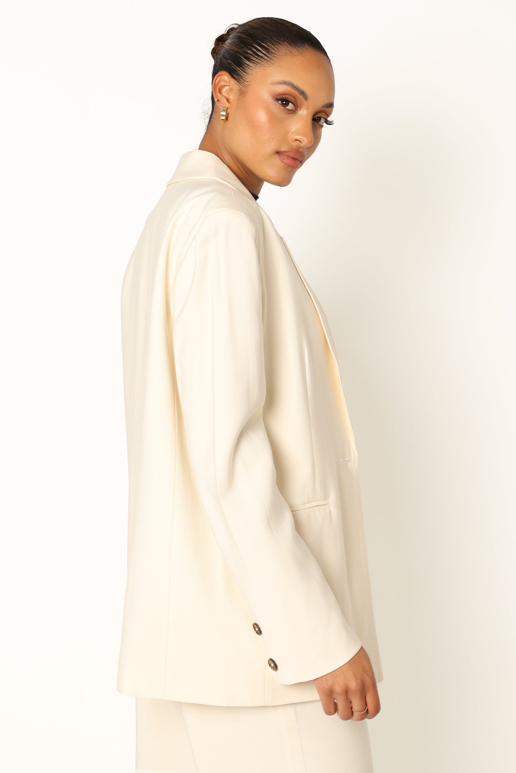 Noelle Oversized Blazer - Cream - Image 7