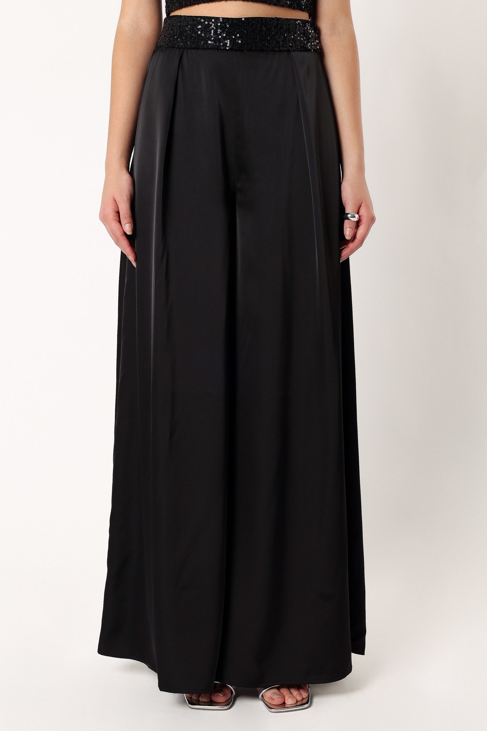 Sallyanne Two Piece Set - Black - Image 7